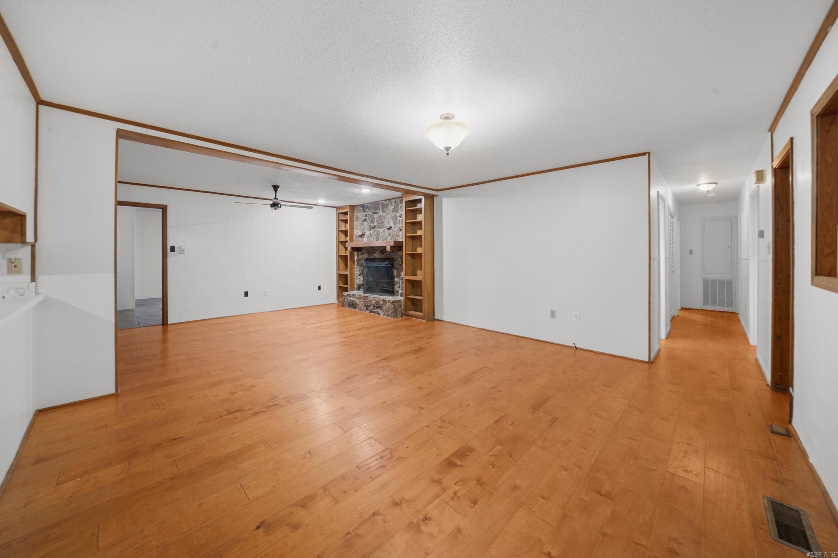 Sunny Hil - Residential