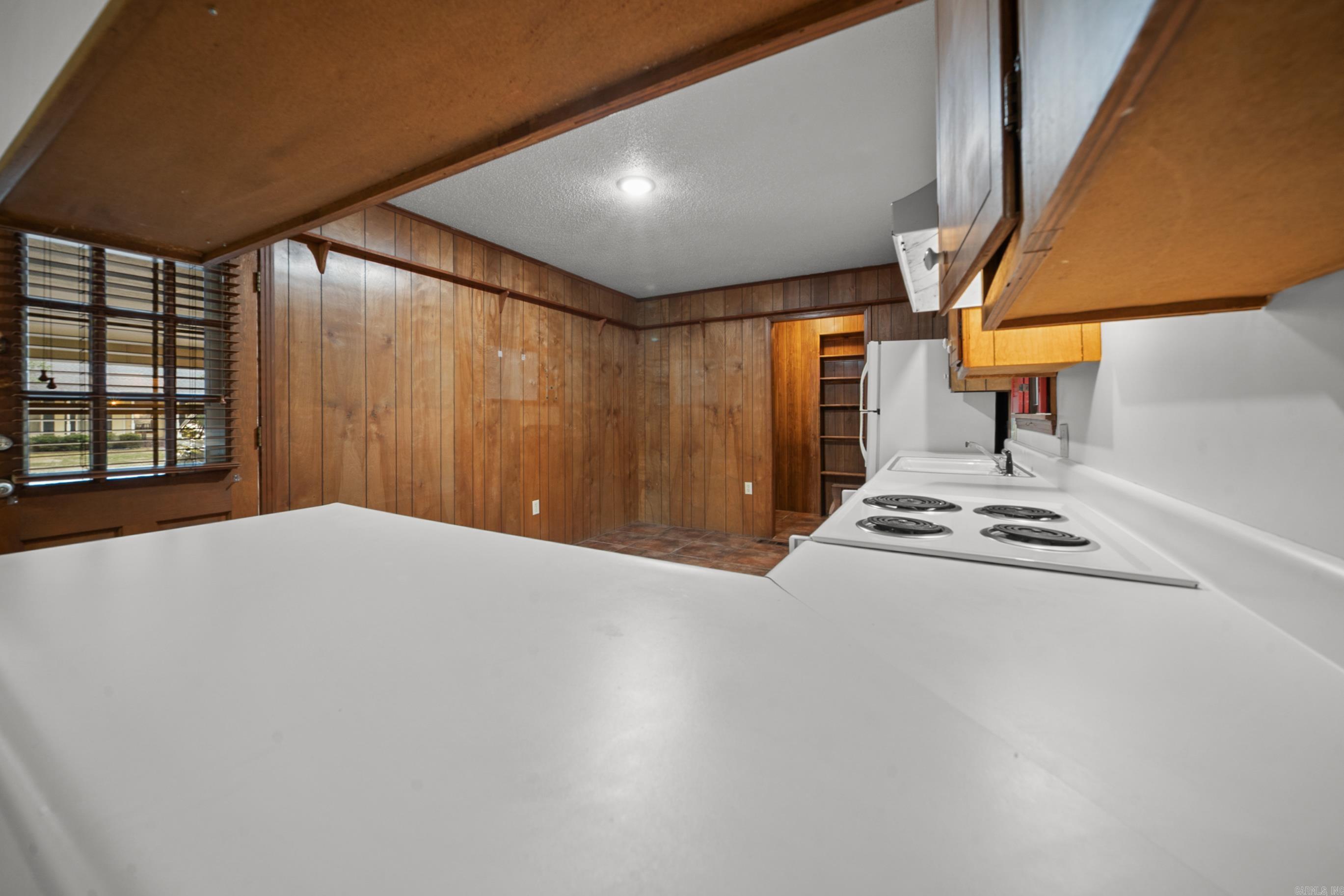 Sunny Hil - Residential