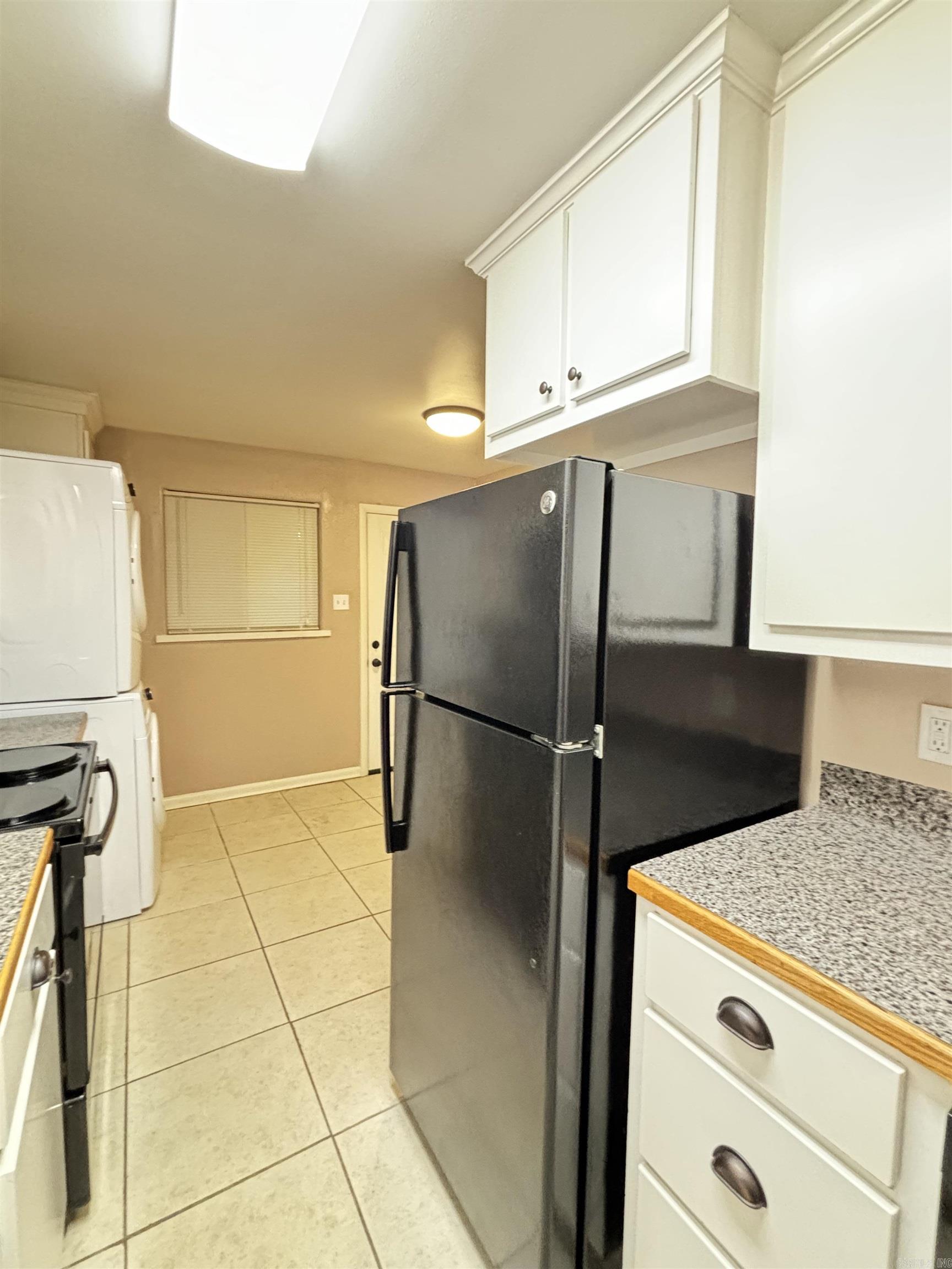 Queen Manor - Residential Income