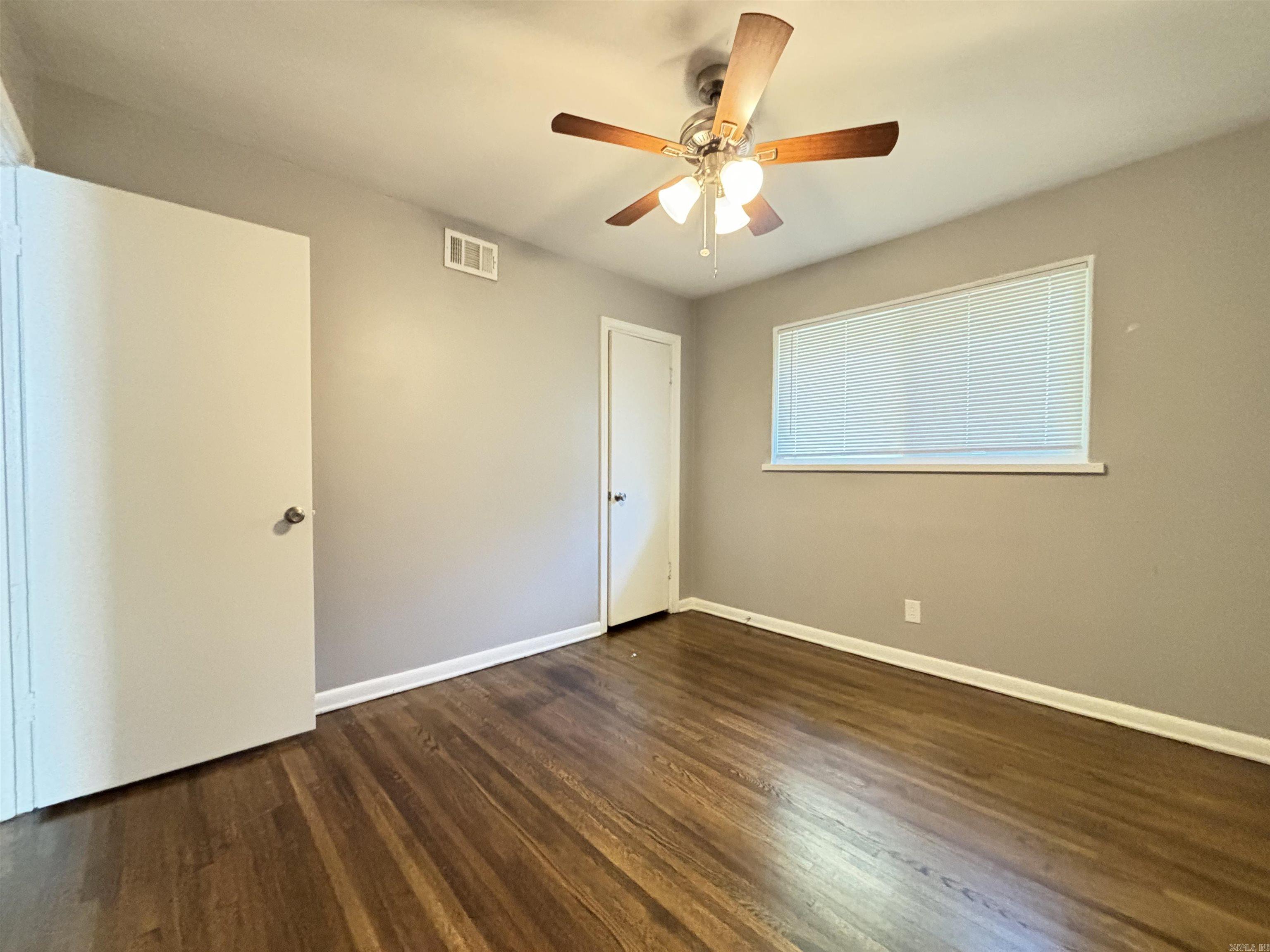 Queen Manor - Residential Income