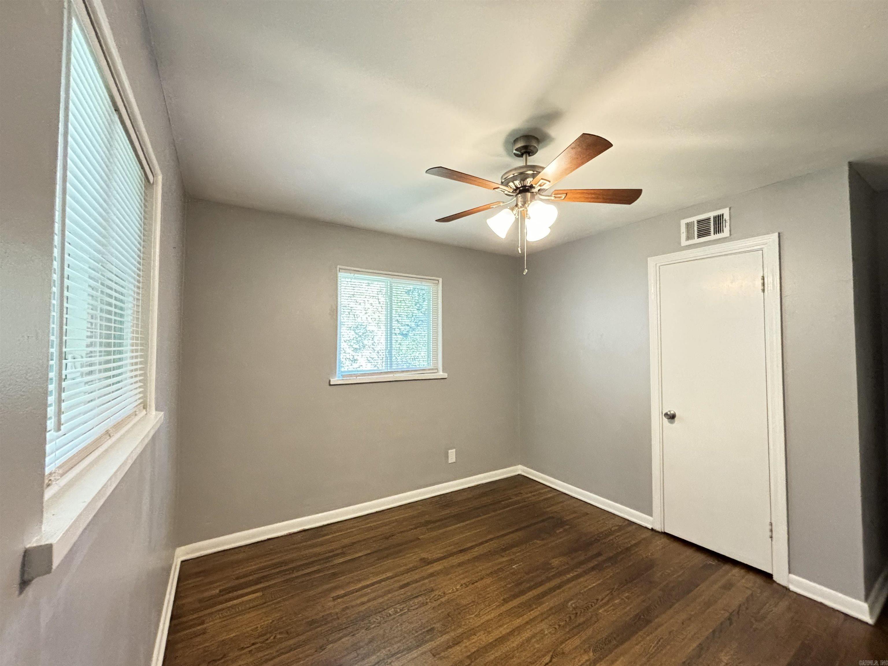Queen Manor - Residential Income