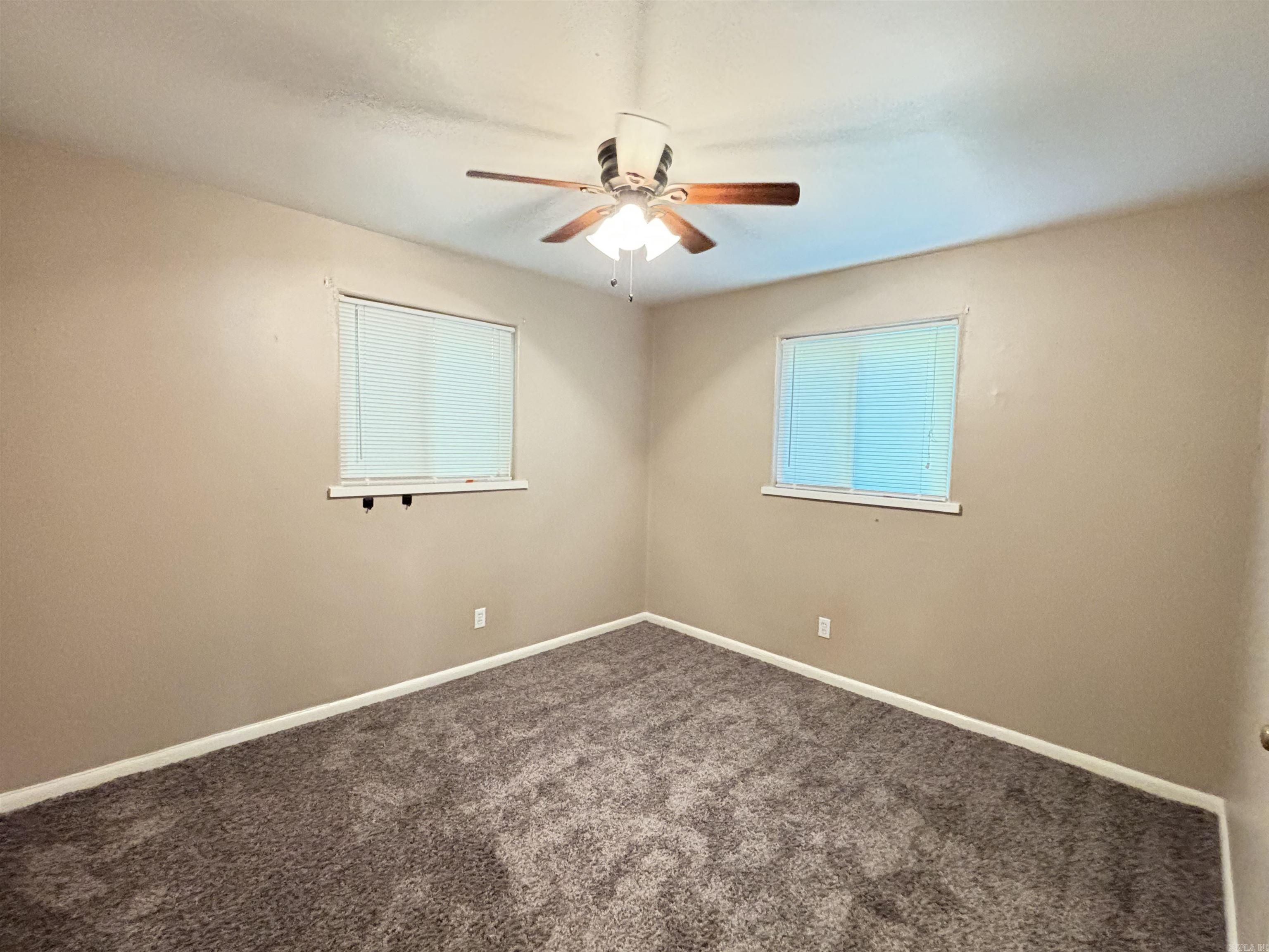 Queen Manor - Residential Income