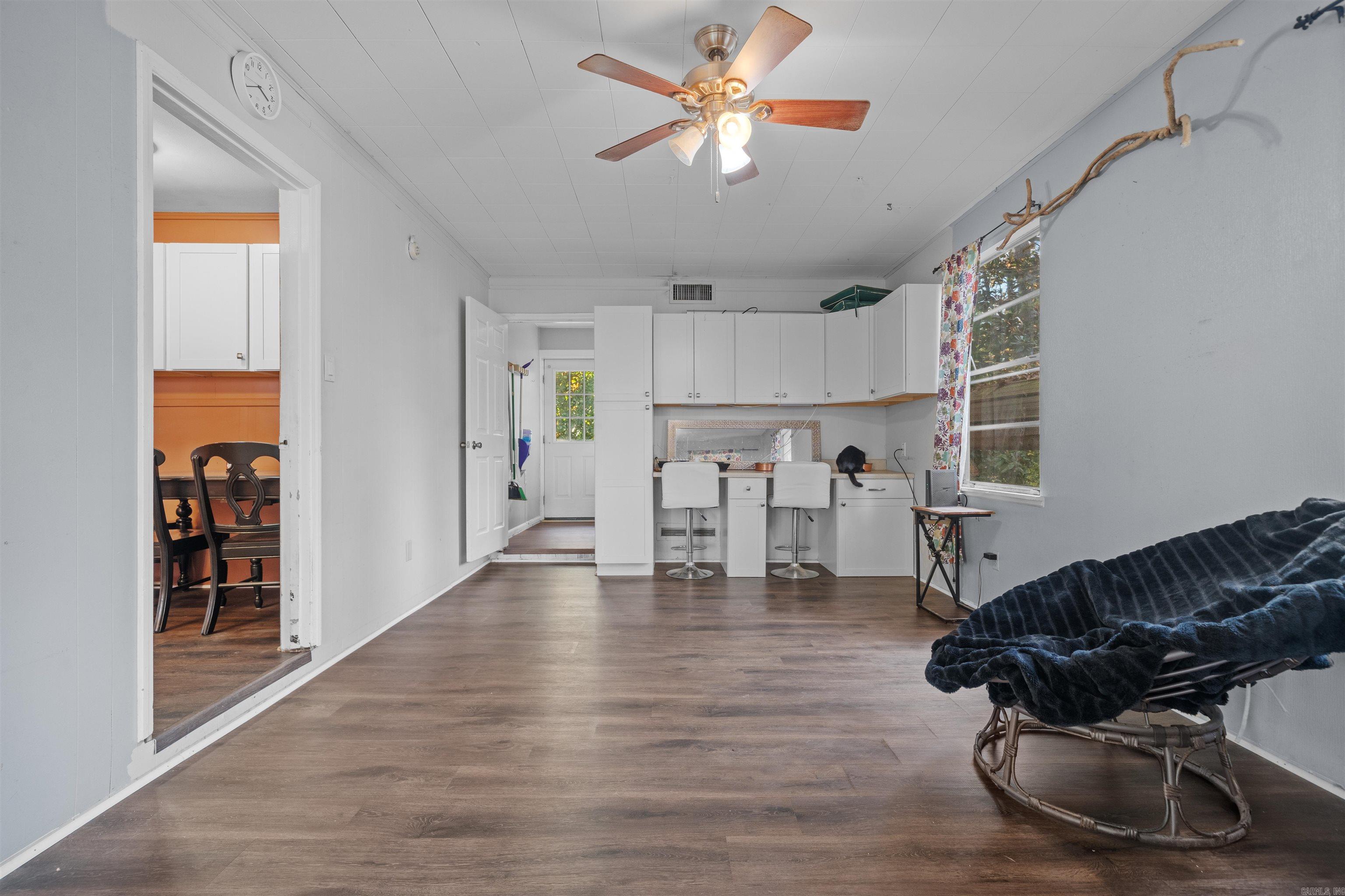 Pine Shore - Residential