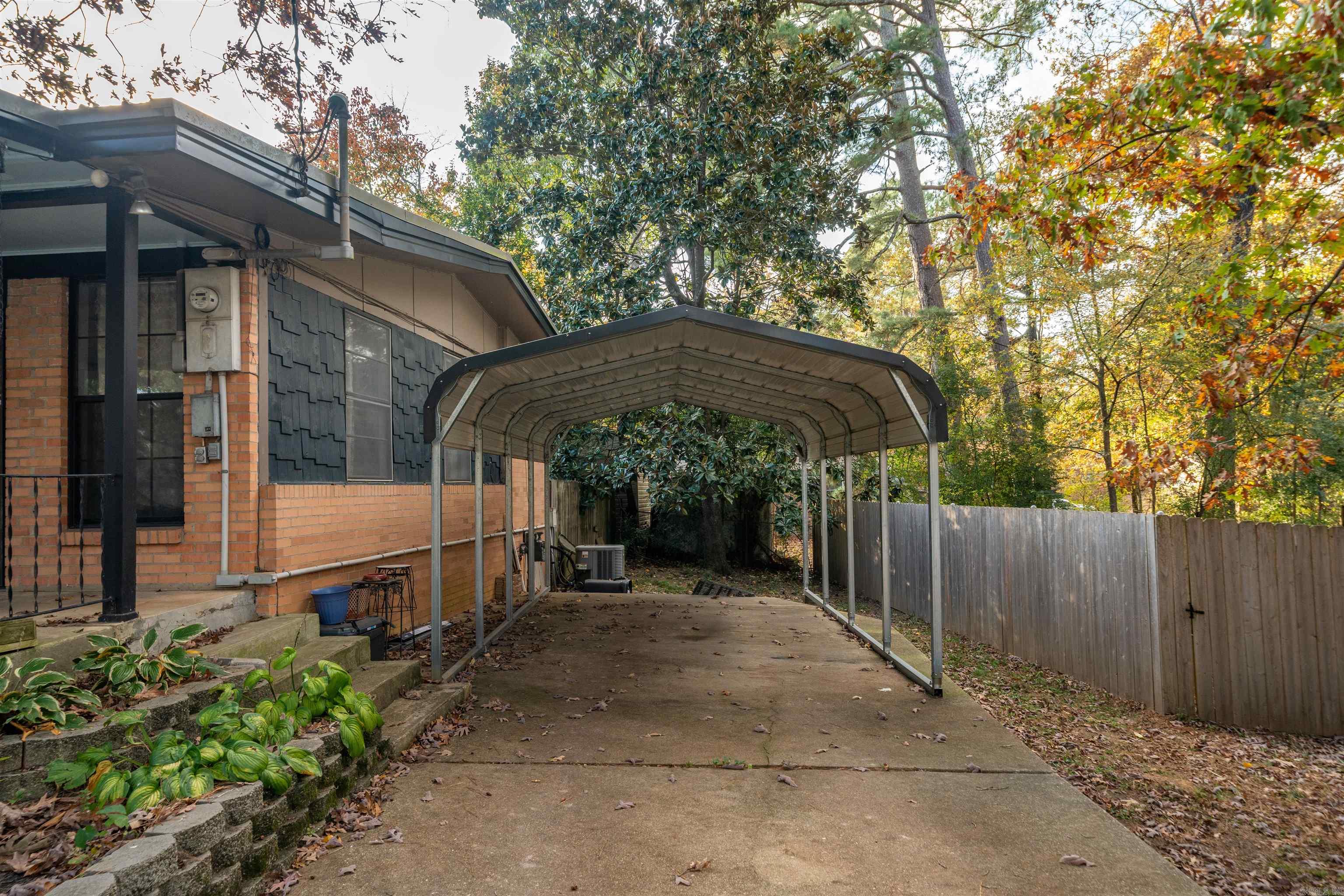 Pine Shore - Residential