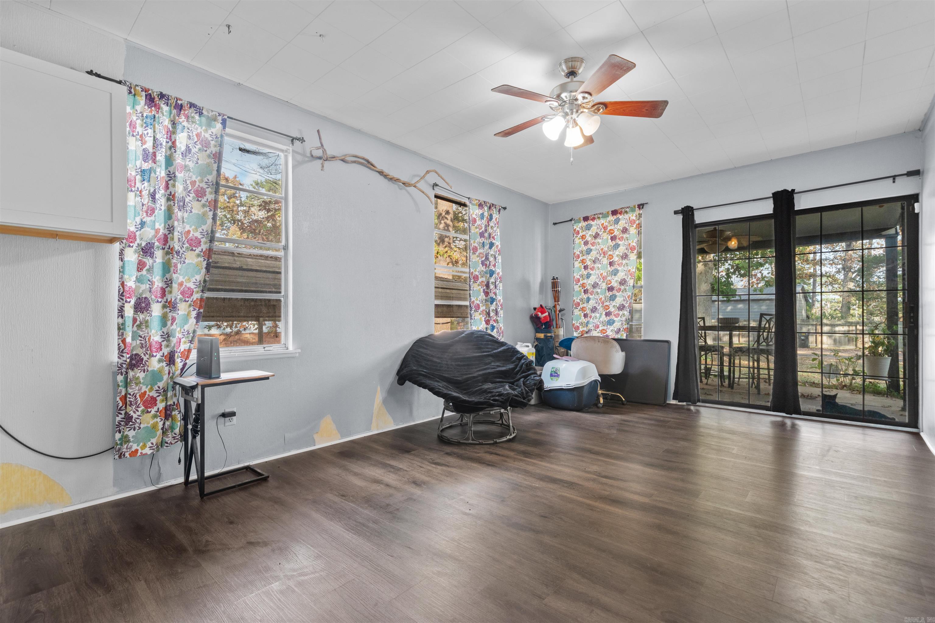 Pine Shore - Residential