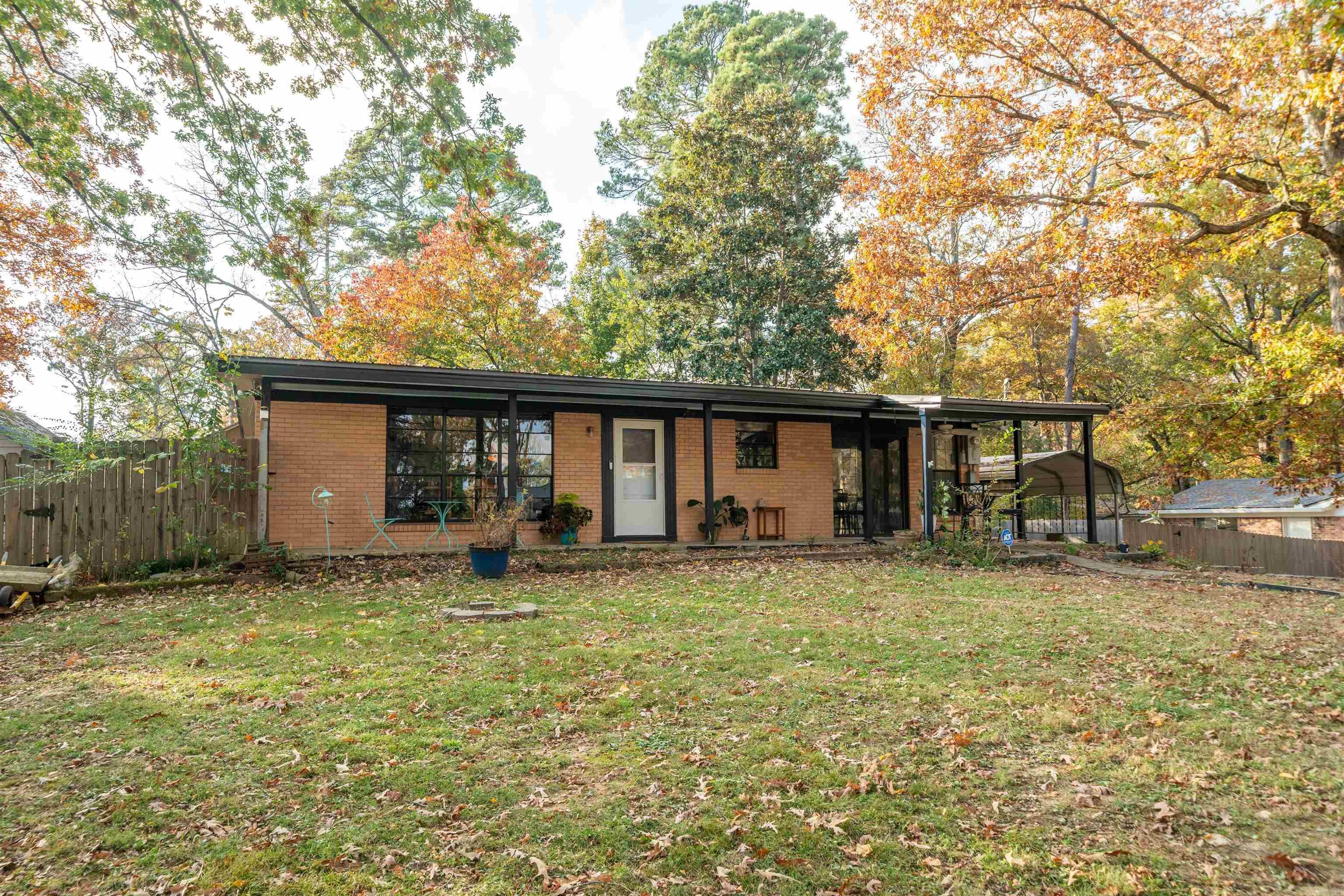 Pine Shore - Residential