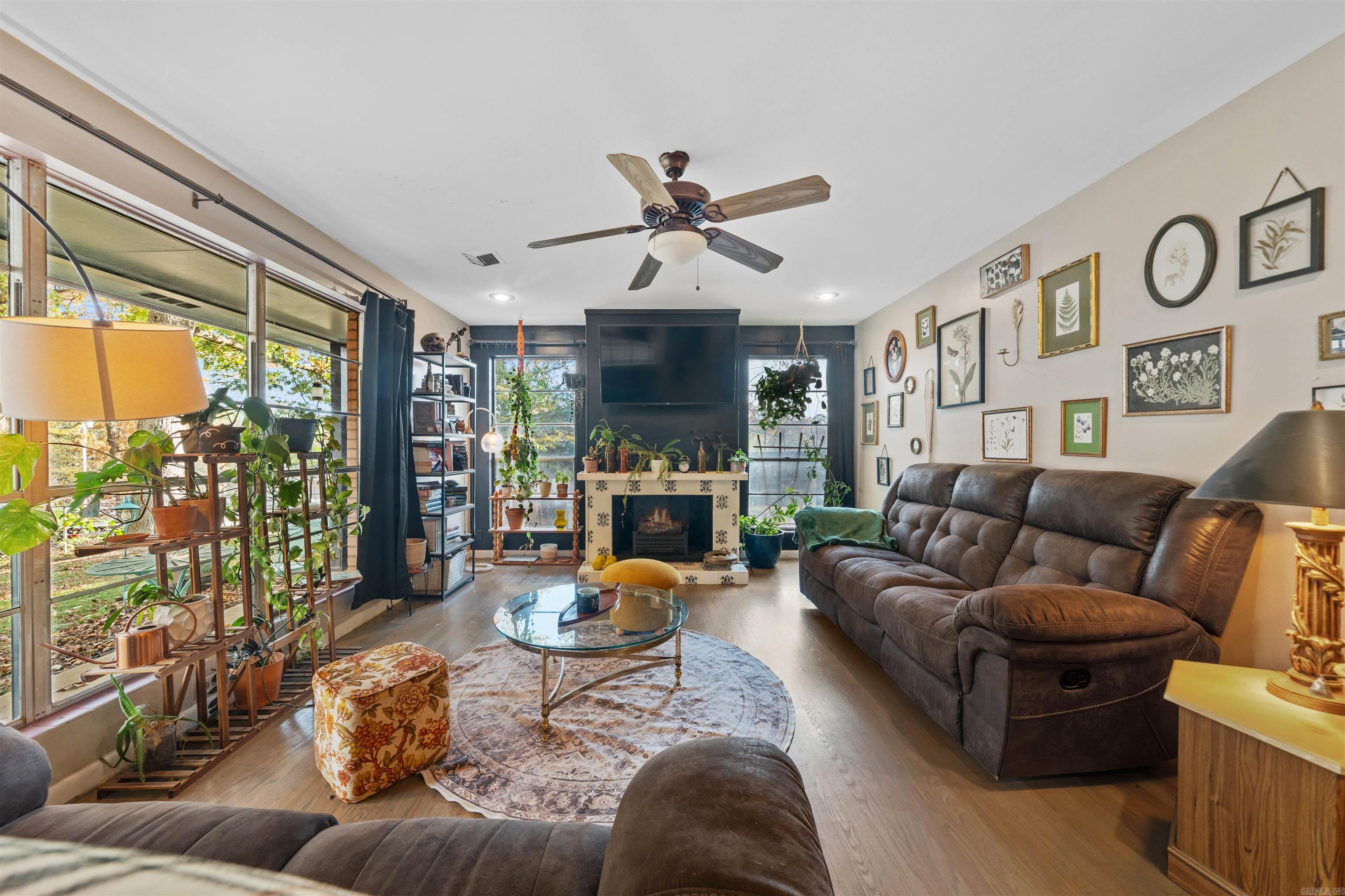 Pine Shore - Residential