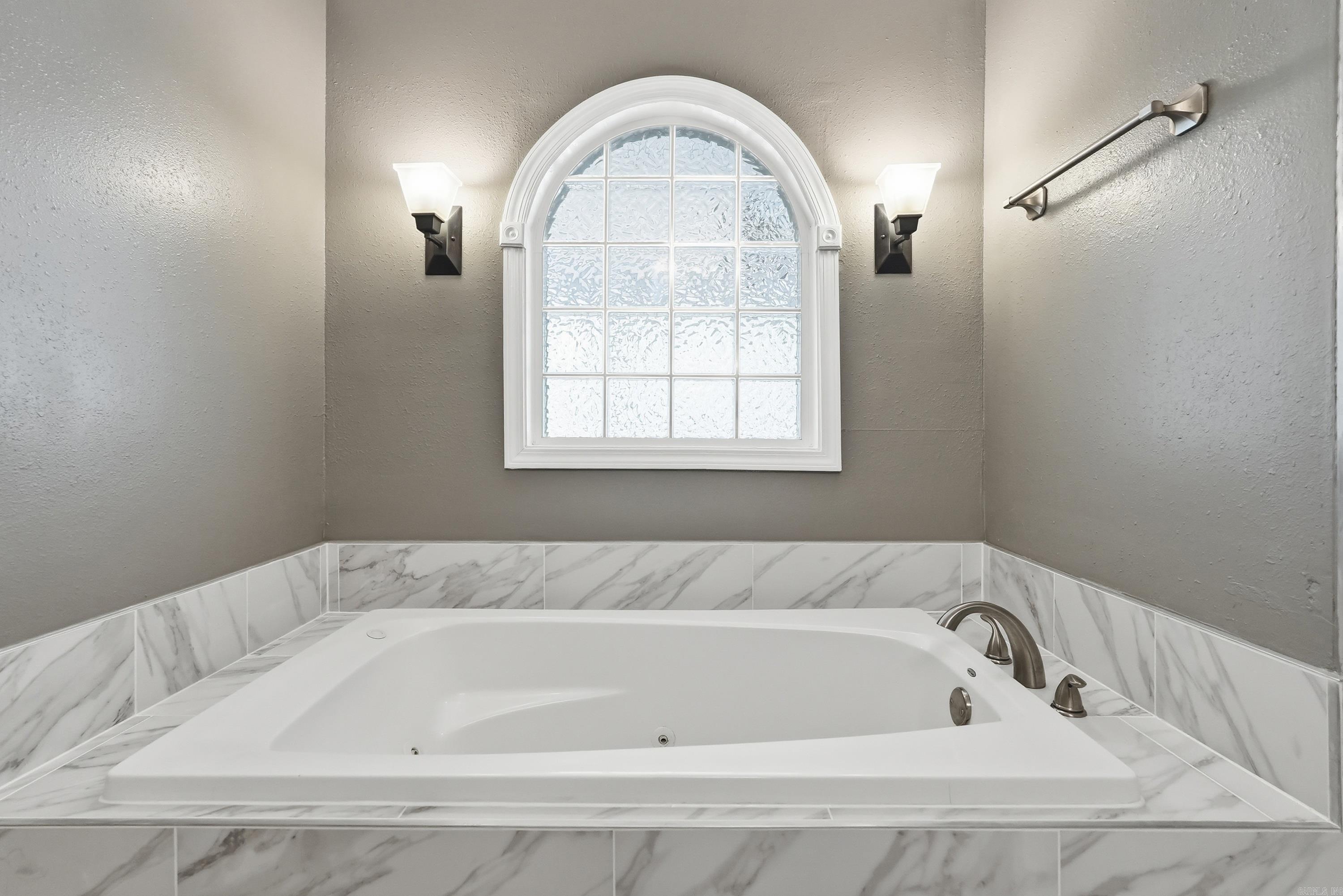 TWIN COVE ESTATES - Residential