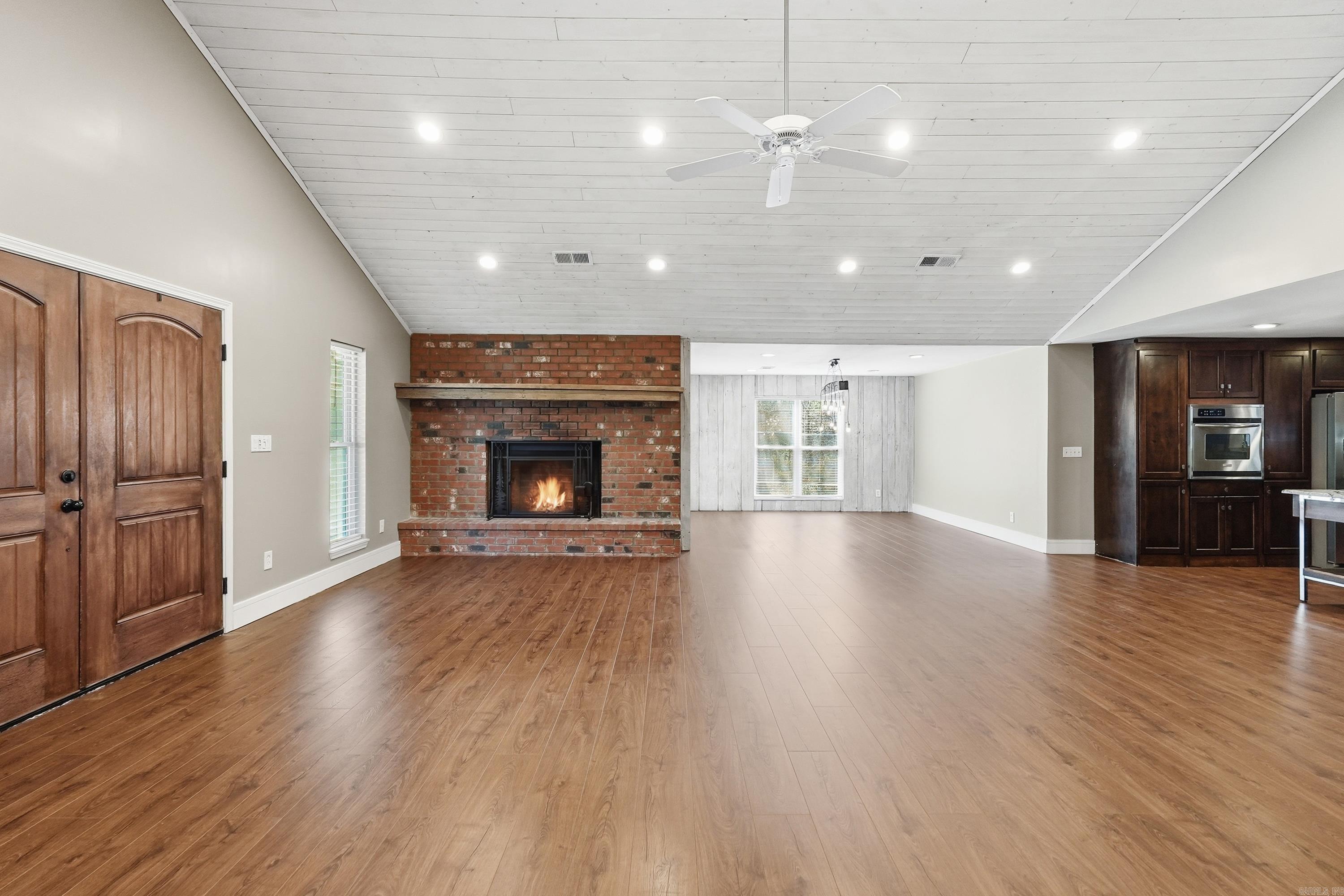 TWIN COVE ESTATES - Residential