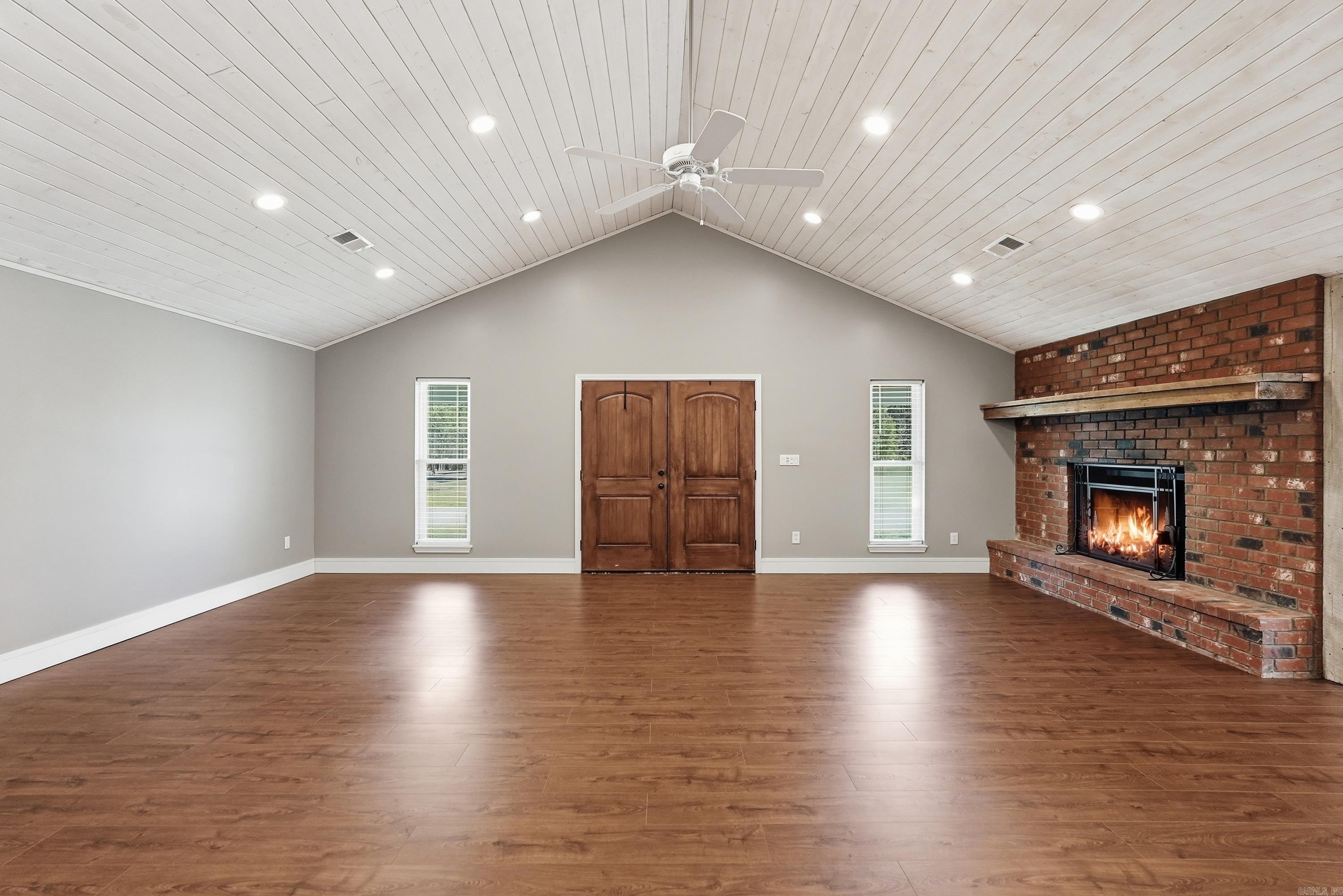 TWIN COVE ESTATES - Residential