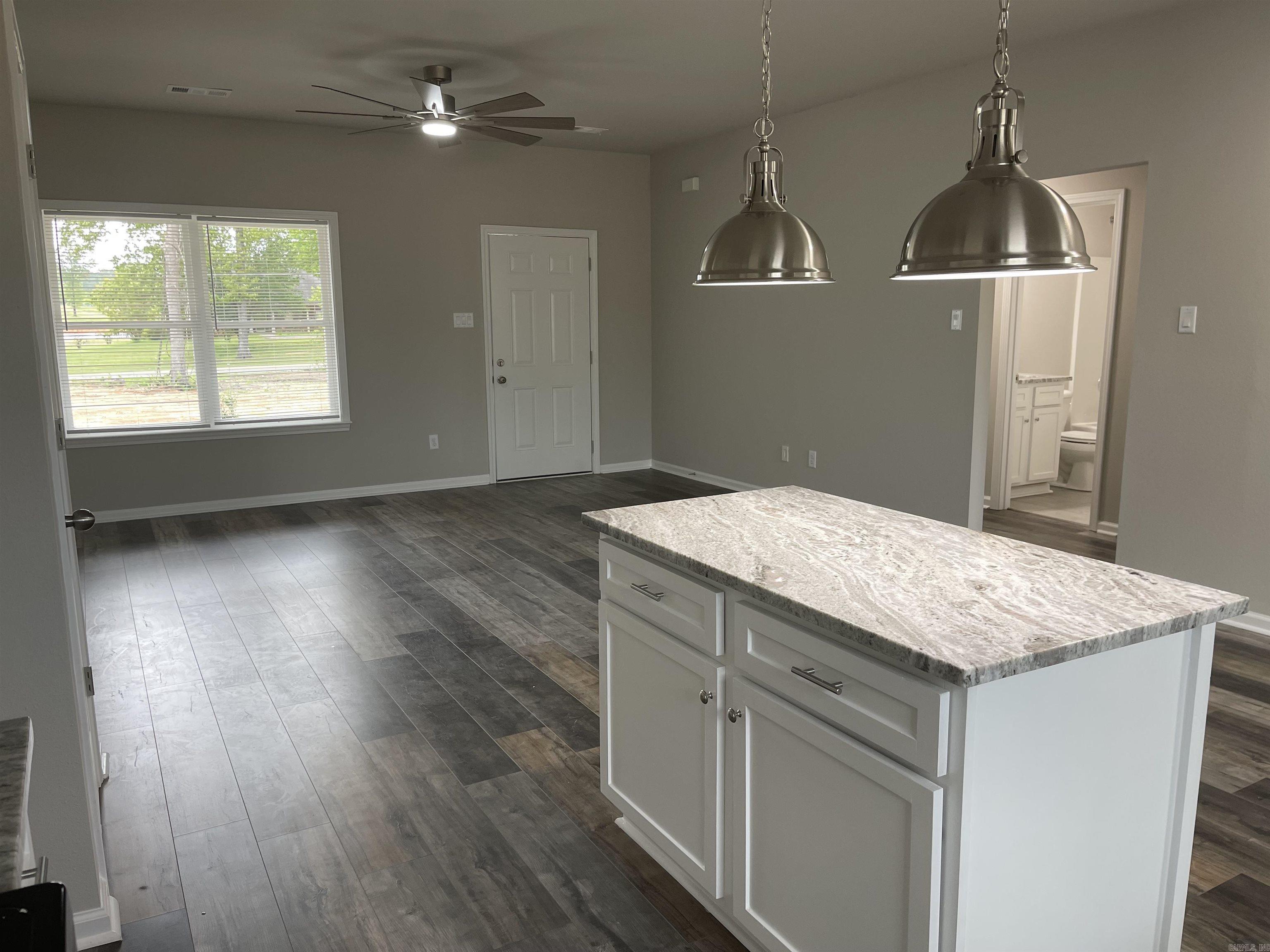 KLAYTON'S PLACE - Residential