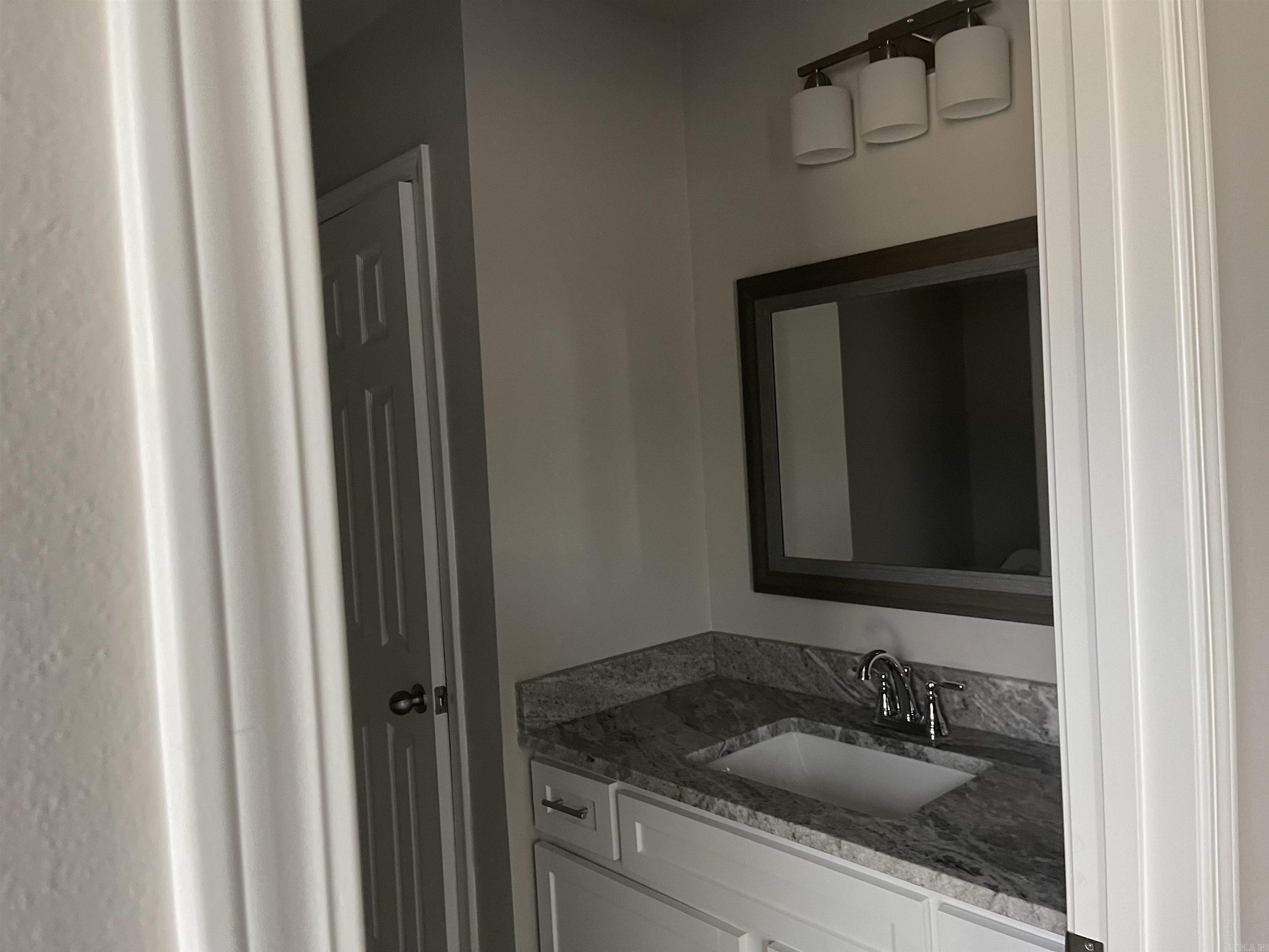 KLAYTON'S PLACE - Residential