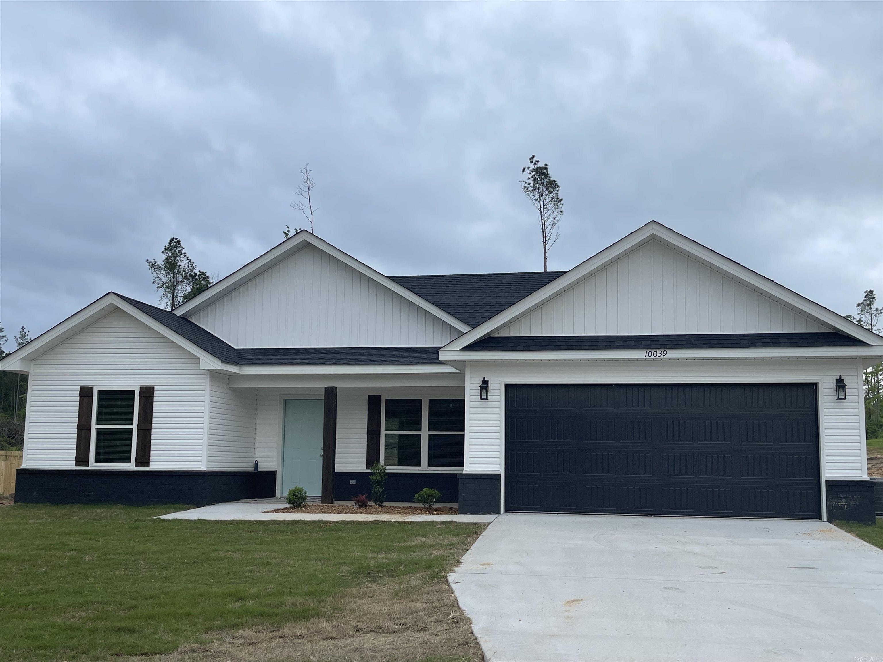 KLAYTON'S PLACE - Residential