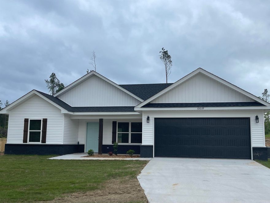 Very hard to find property like this one for this price! 3BR 2BA new construction home on one acre lot in Bryant School District. Located in Klayton's Place Subdivision.  Features open split floor plan with granite countertops, large master closet and blinds have already been installed. Qualifies for 100% Rural Development financing, Must see.