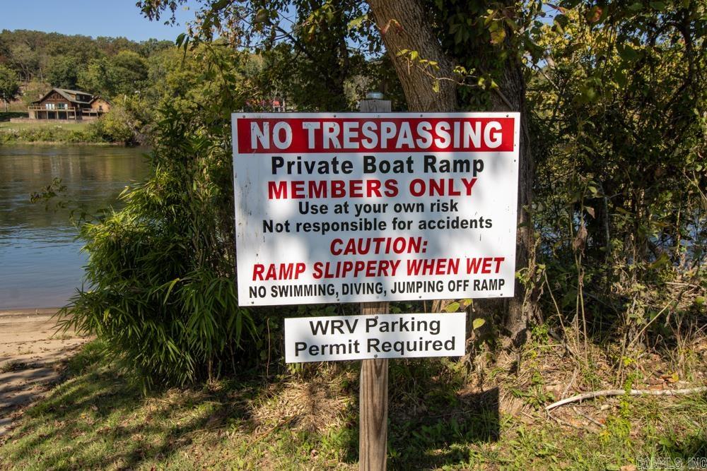 White River Valley - Land