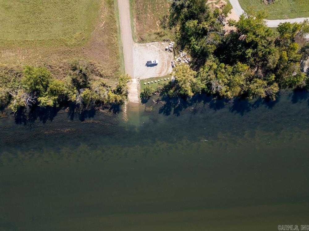 White River Valley - Land