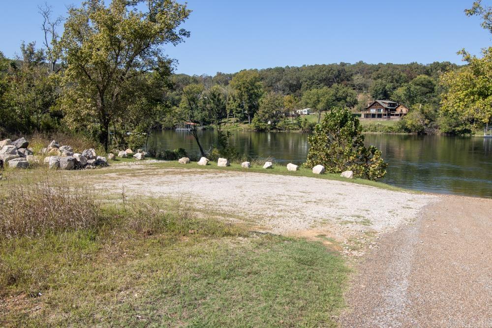 White River Valley - Land