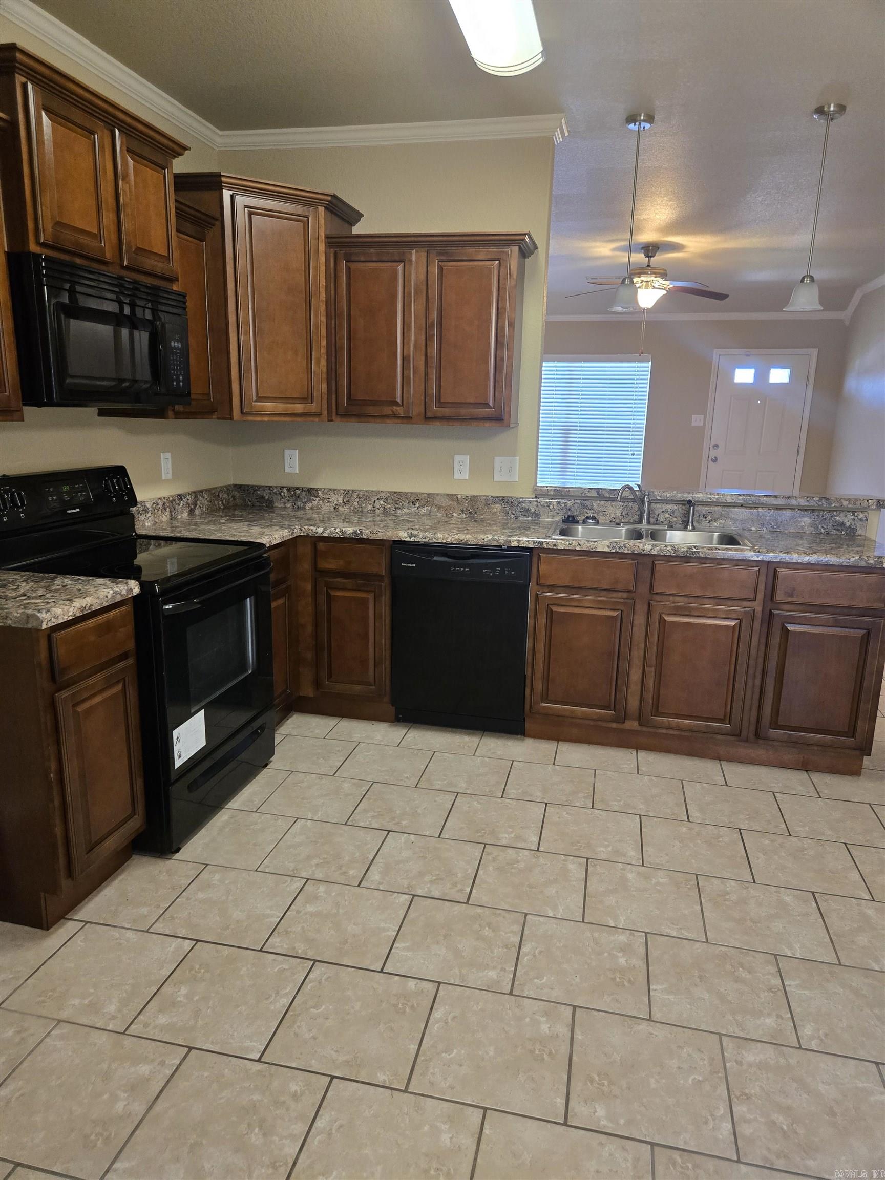 Faulkner Crossing - Residential