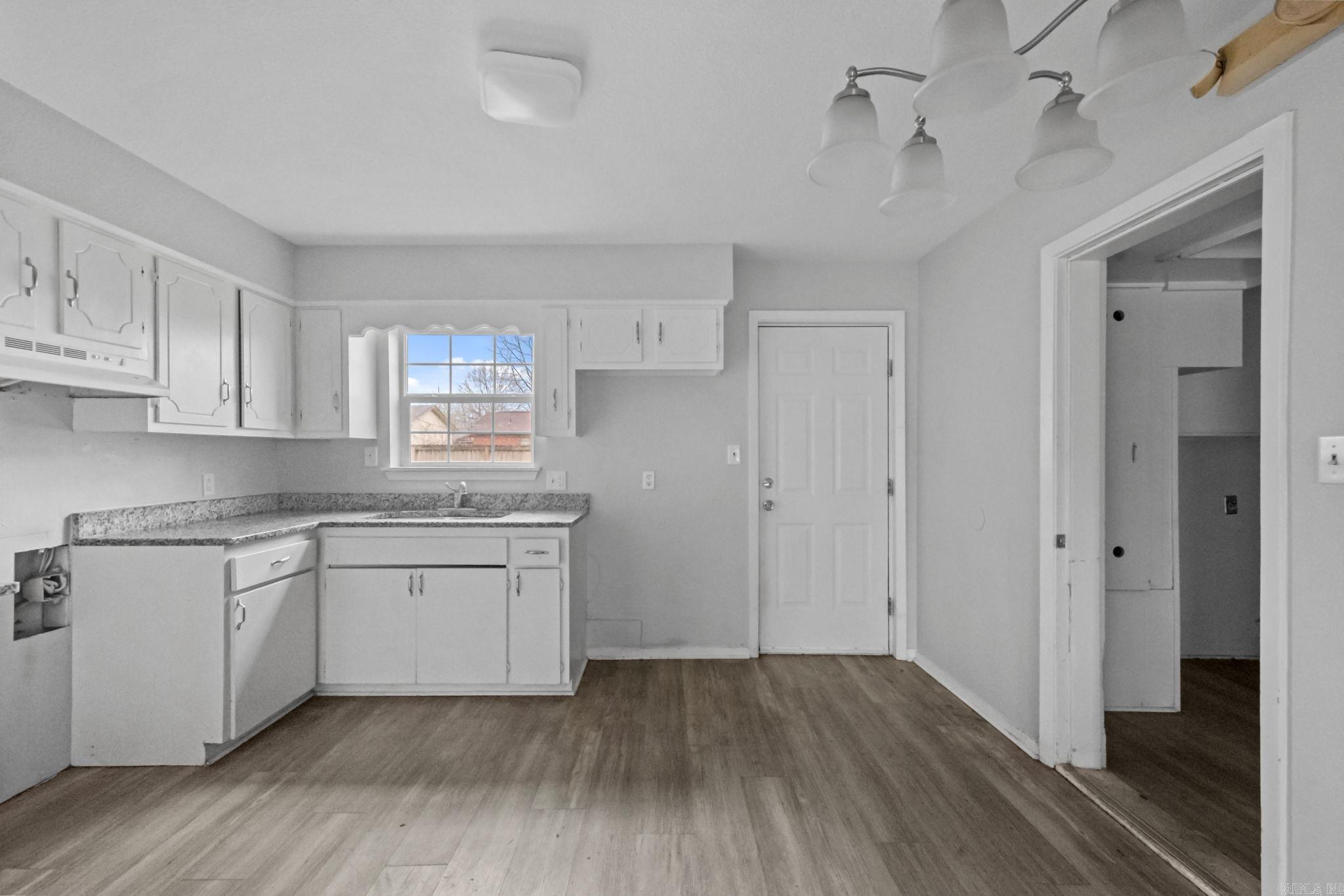 THE MEADOWS - Residential