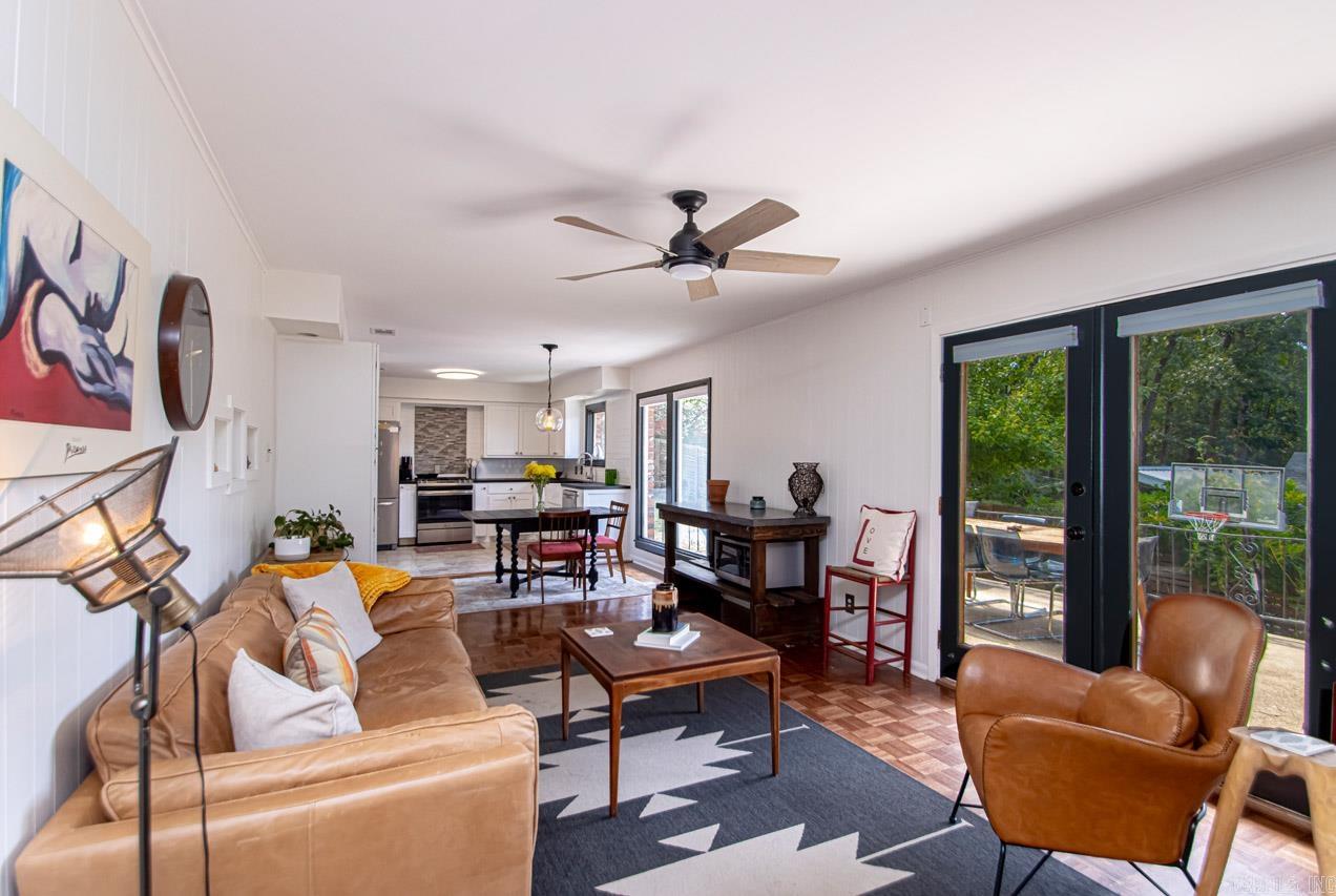 PLAZA HEIGHTS - Residential