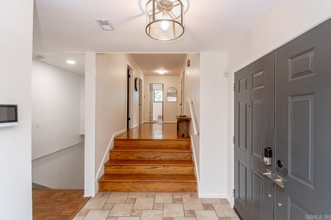 PLAZA HEIGHTS - Residential