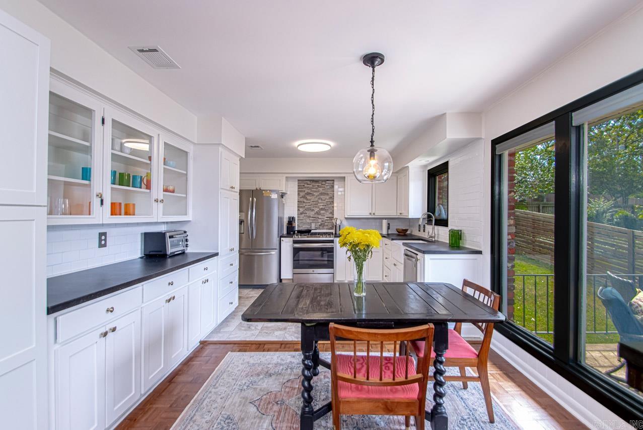 PLAZA HEIGHTS - Residential