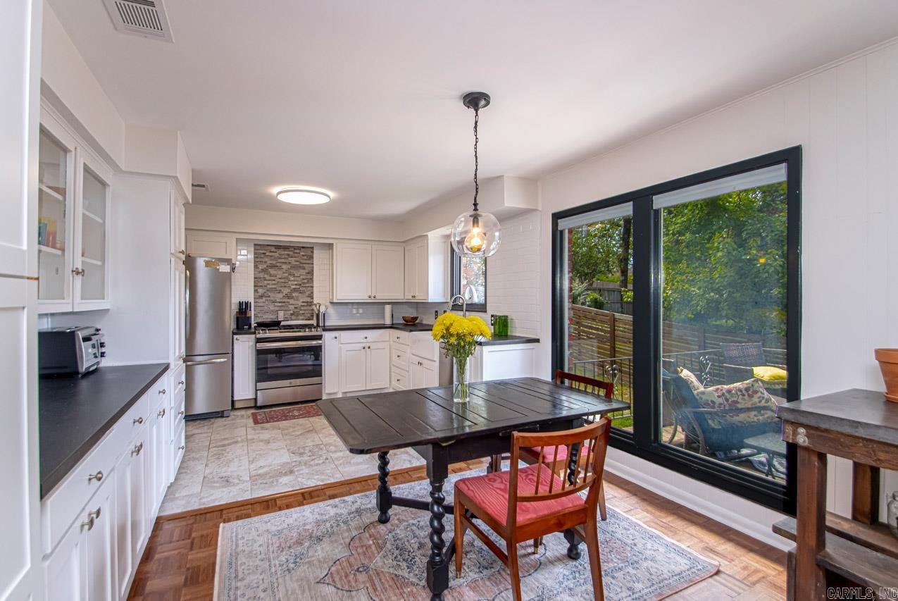 PLAZA HEIGHTS - Residential