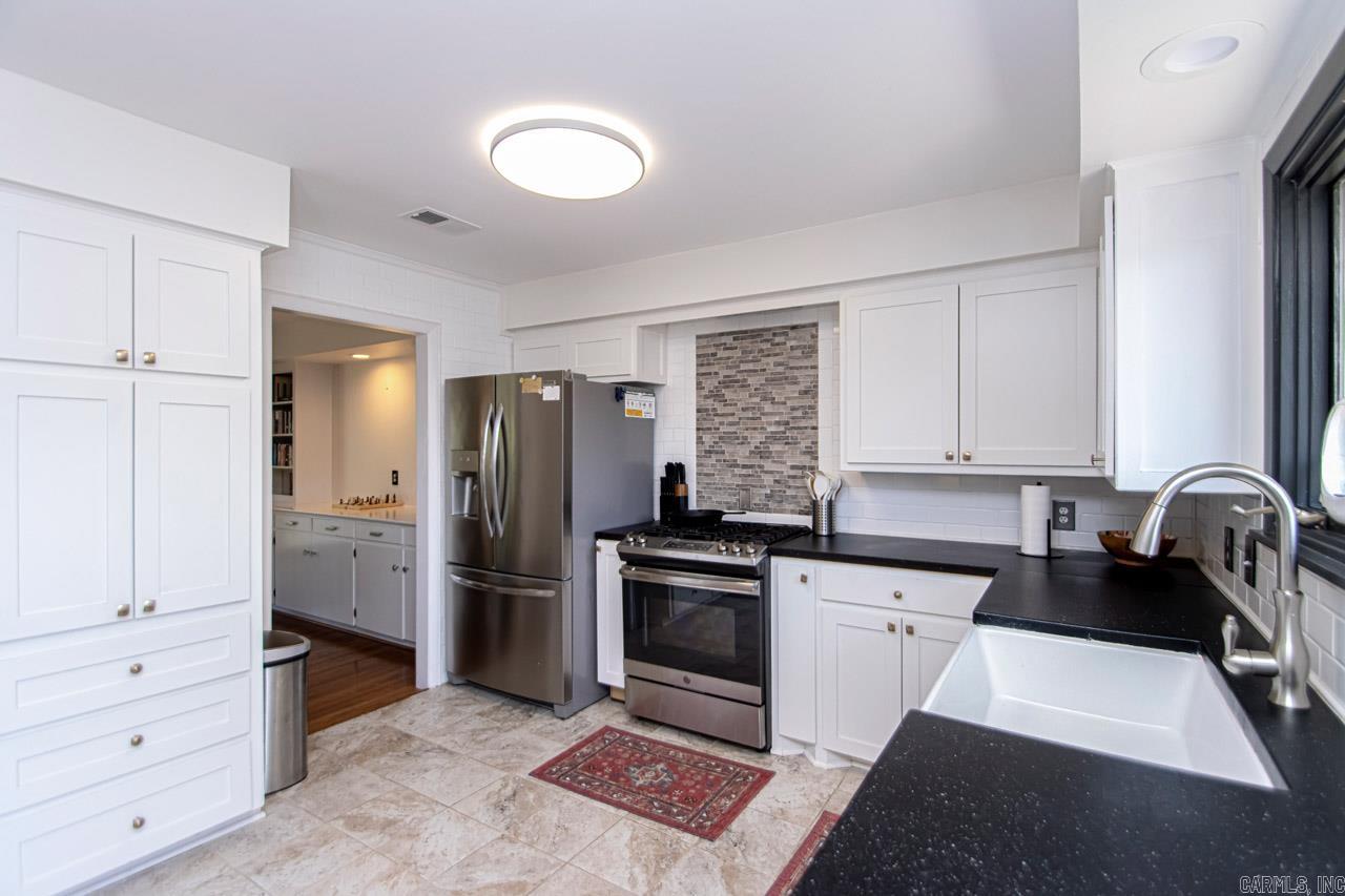 PLAZA HEIGHTS - Residential