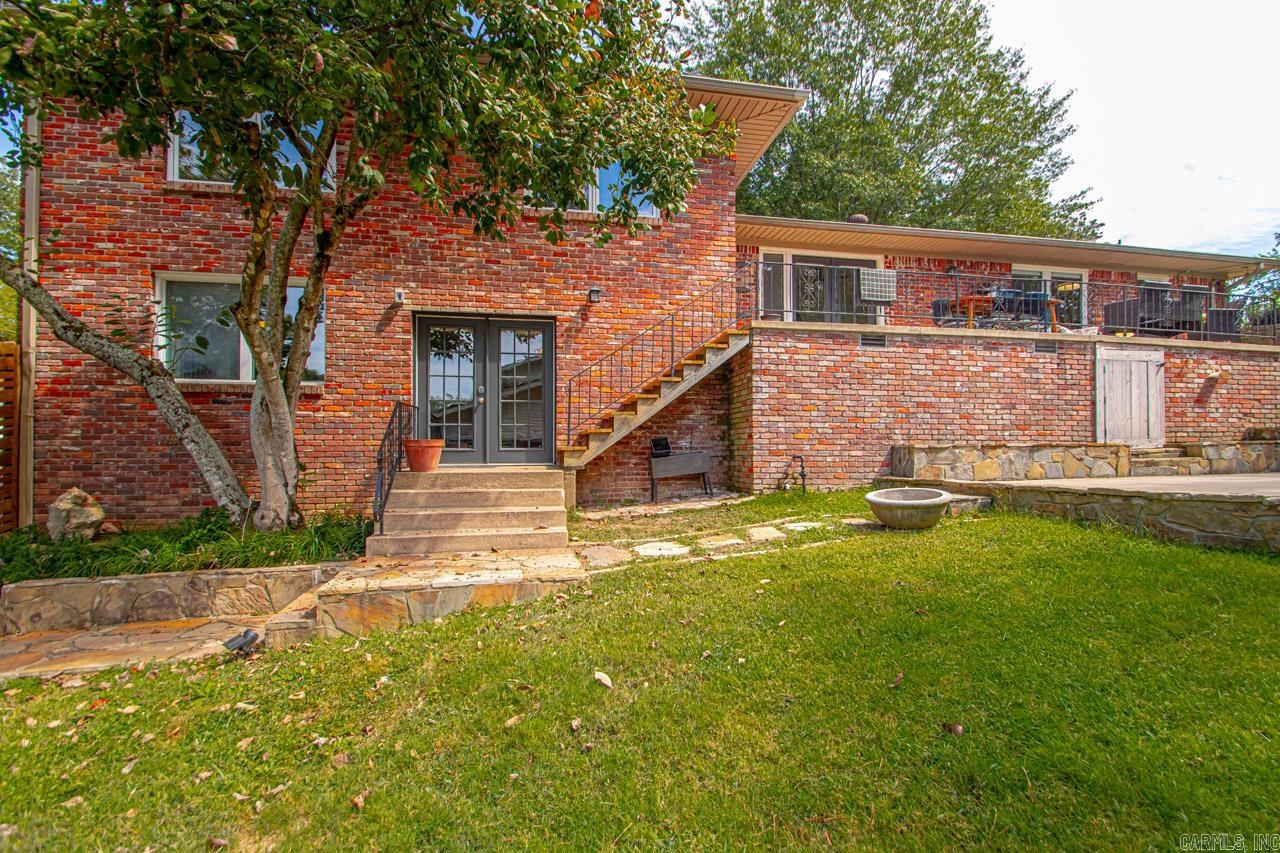 PLAZA HEIGHTS - Residential