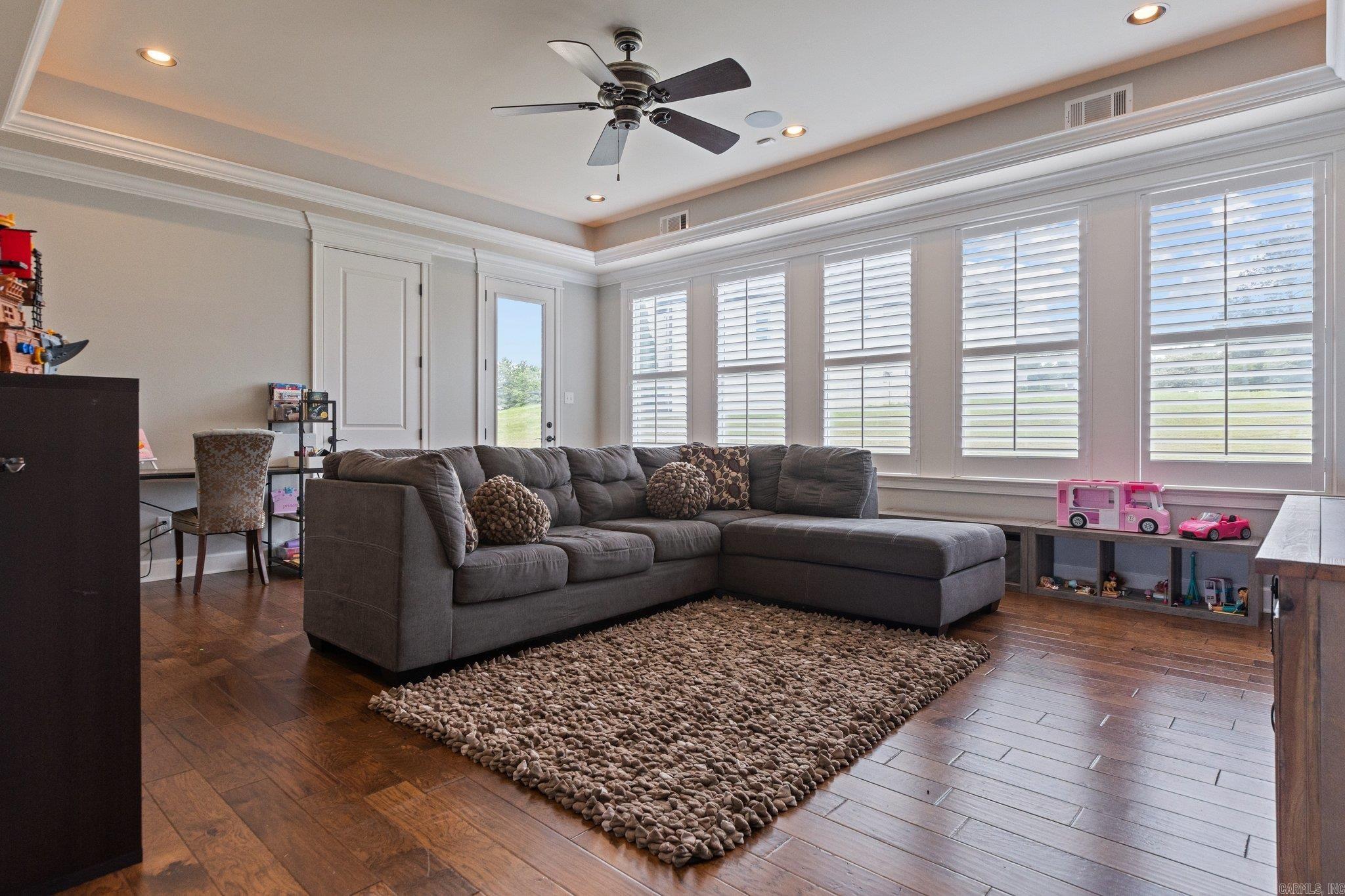 STONEHILL - Residential