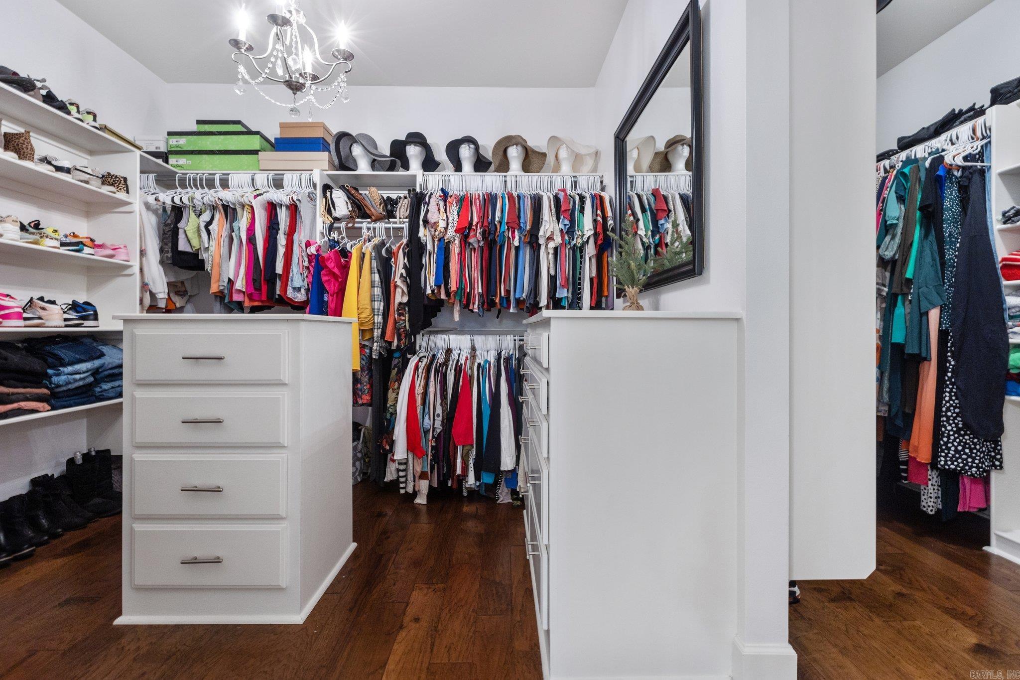 STONEHILL - Residential