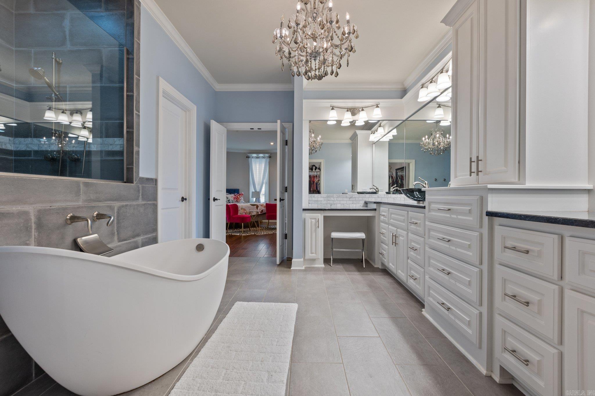 STONEHILL - Residential