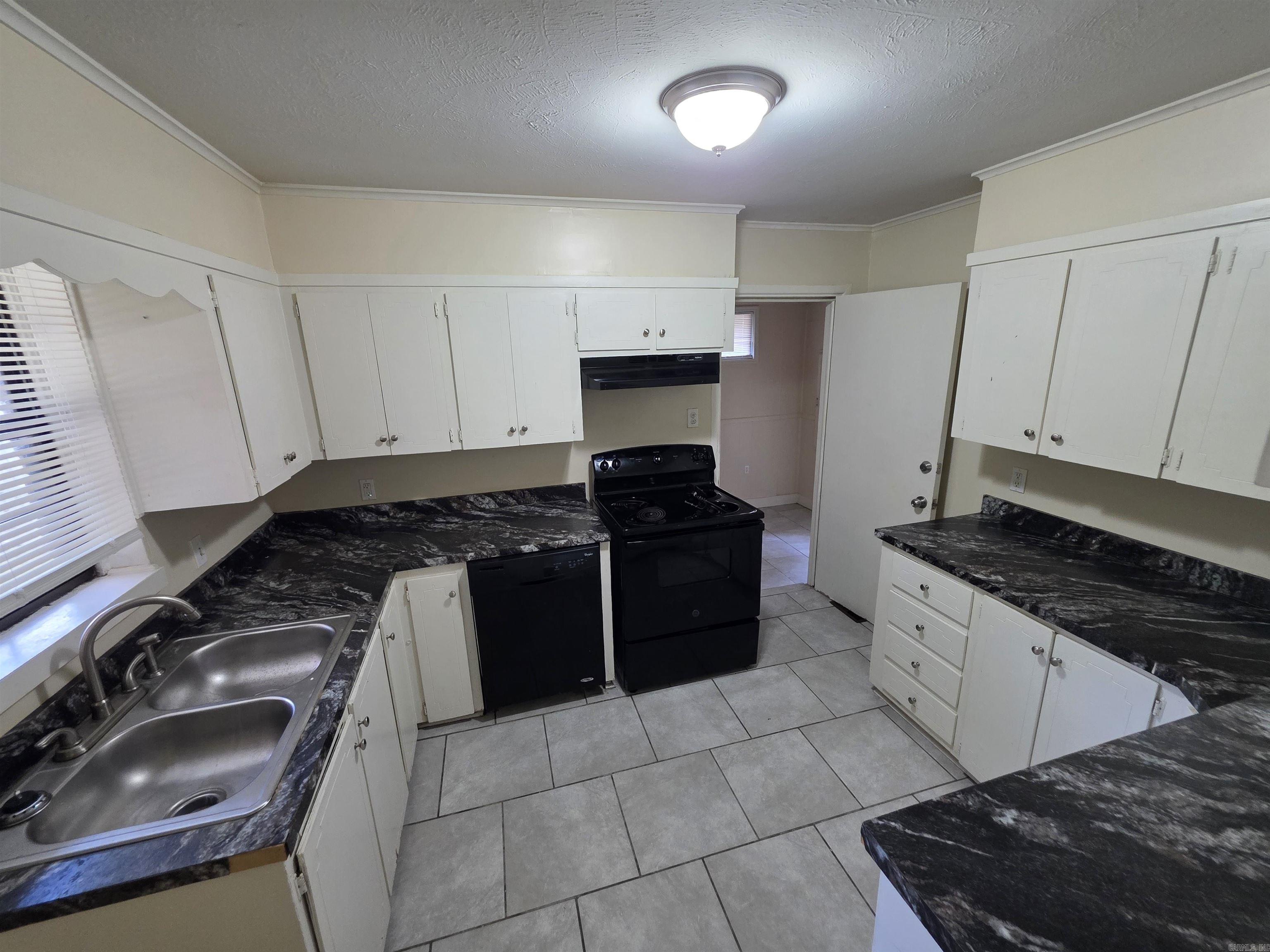 Broadmoor - Residential Lease