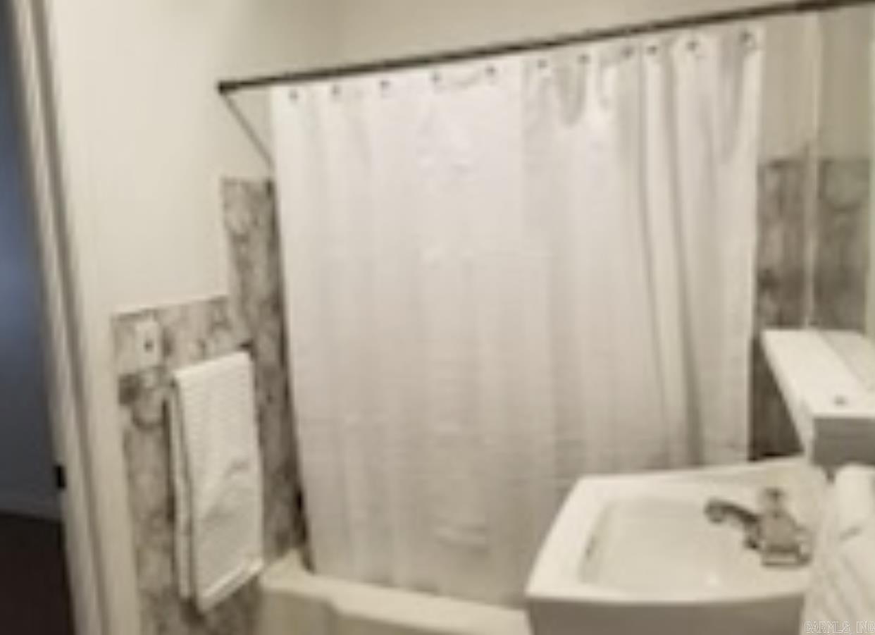 Not in Subdivision - Residential Income