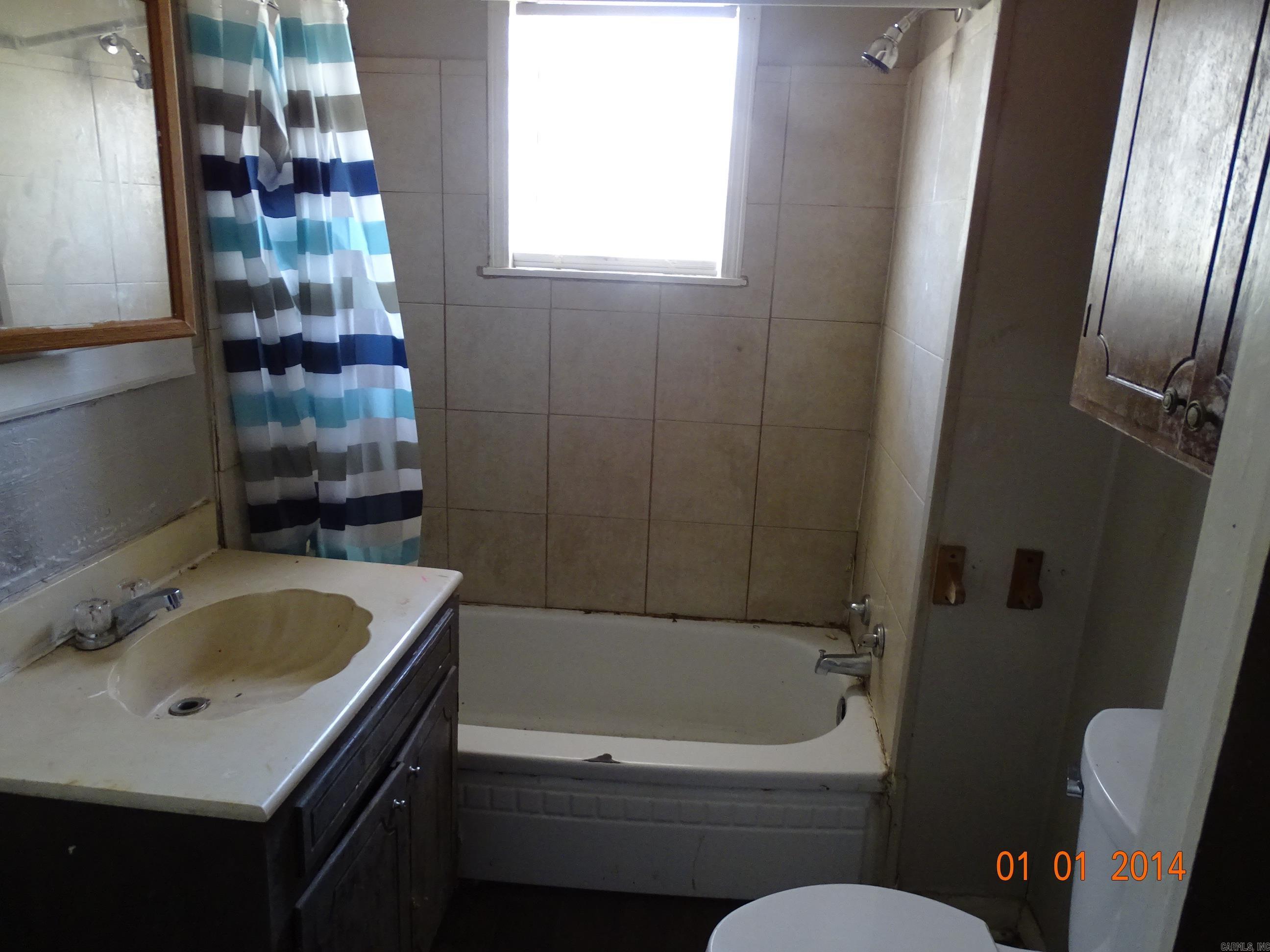 BARROW JOHN - Residential