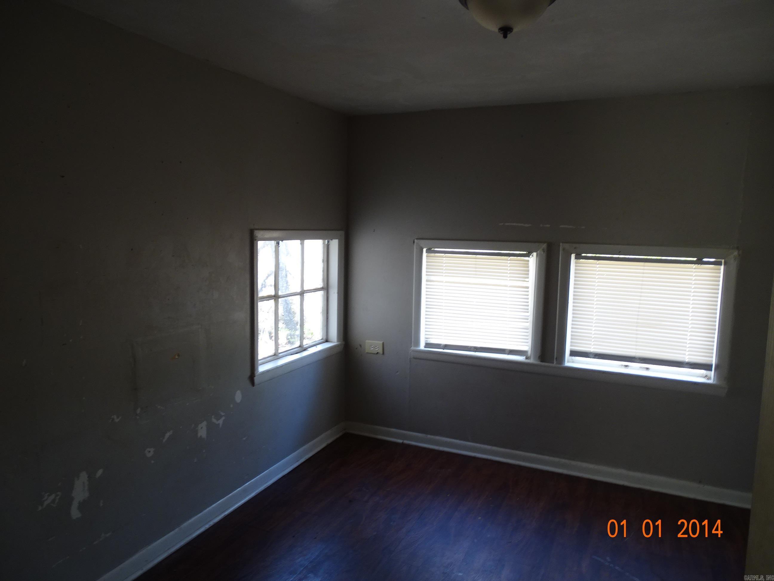 BARROW JOHN - Residential