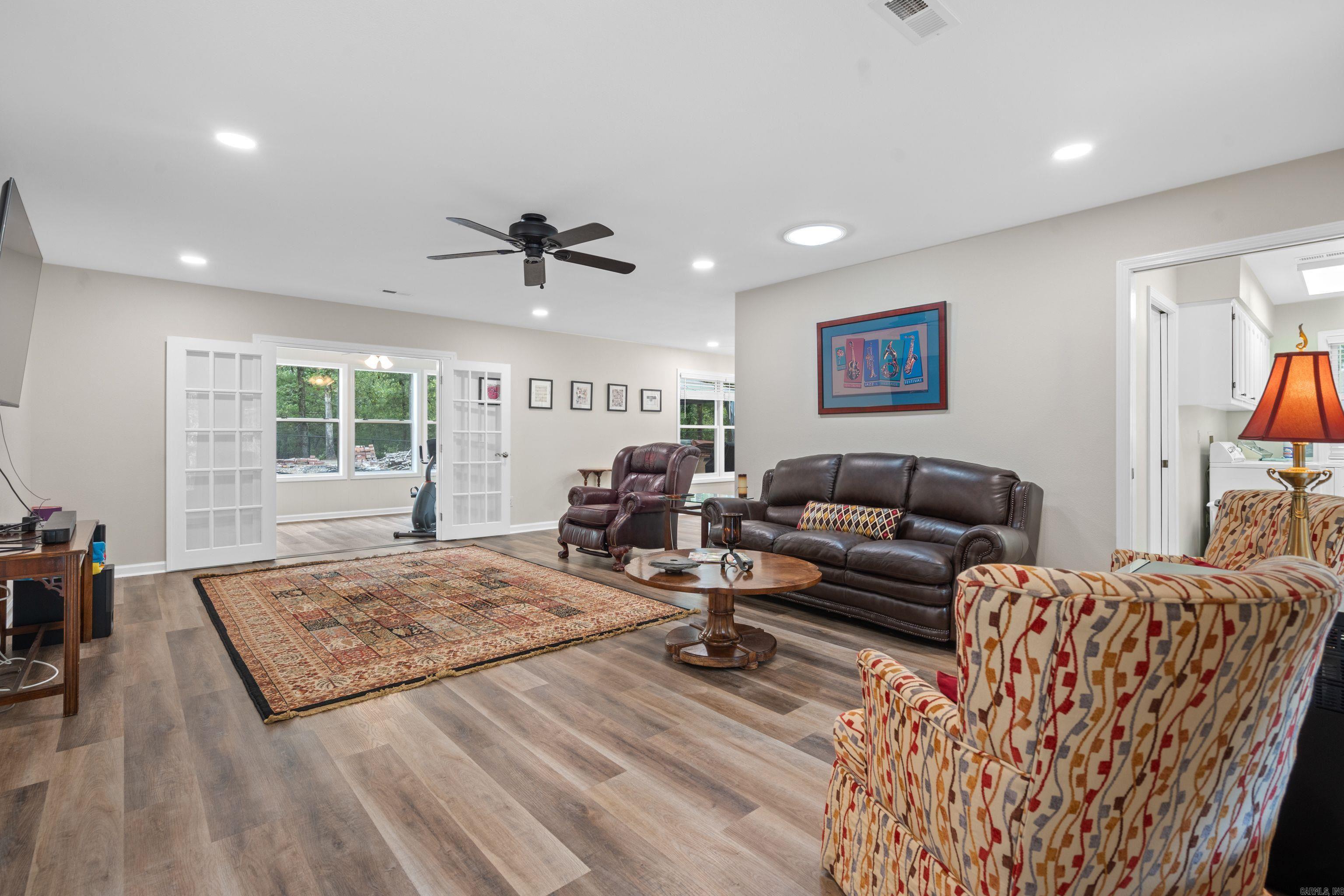 Cresta - Residential