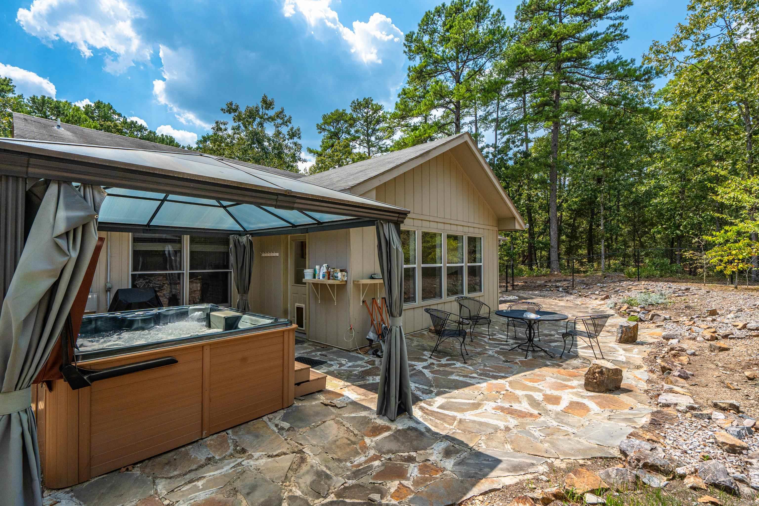 Cresta - Residential