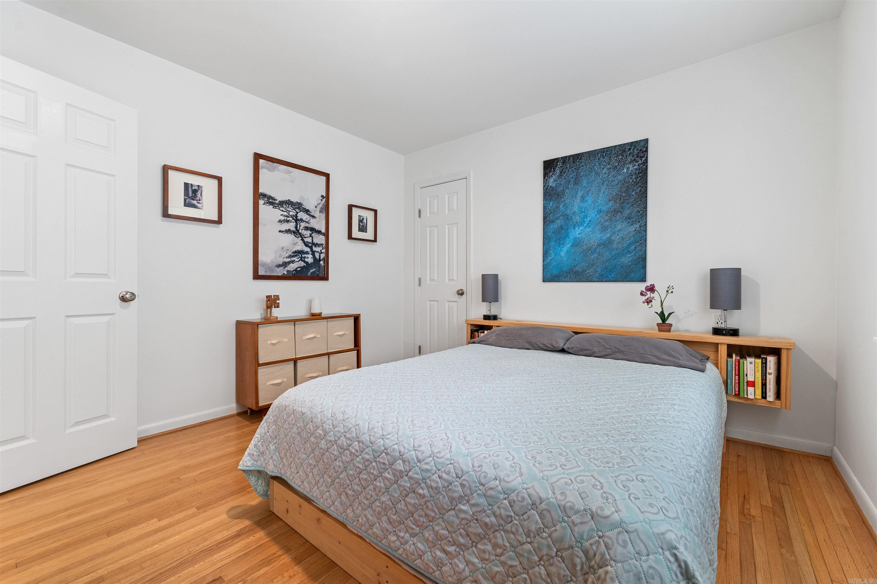 LAKEWOOD NE - Residential