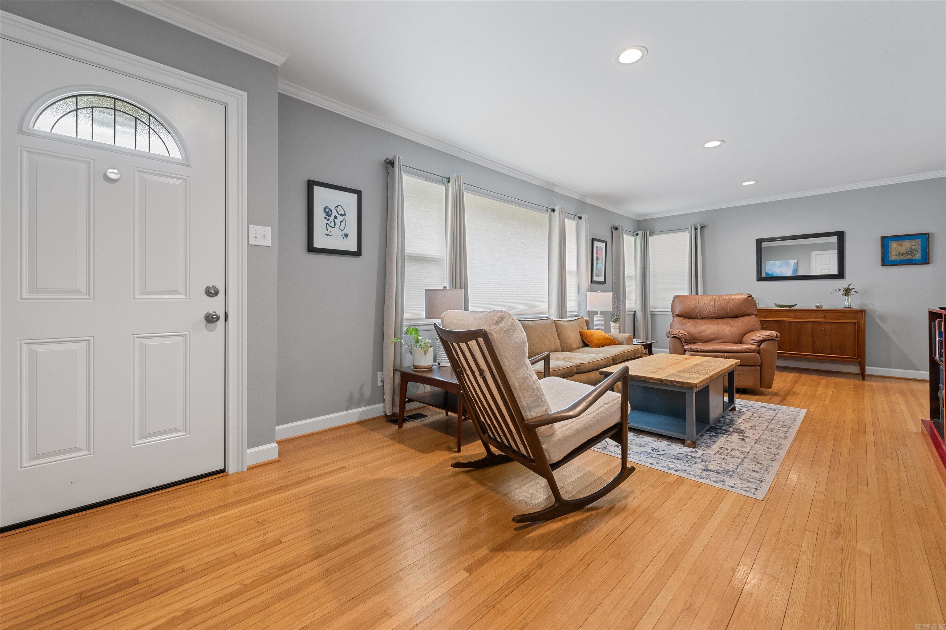 LAKEWOOD NE - Residential