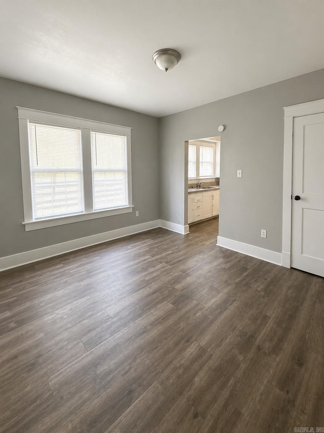 HOLTS INDUSTRIAL - Residential