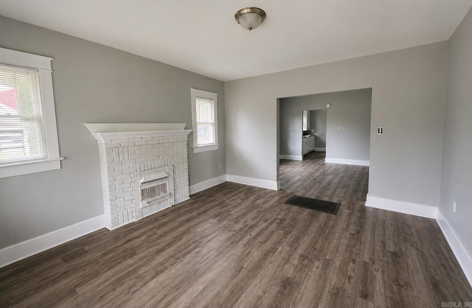 HOLTS INDUSTRIAL - Residential