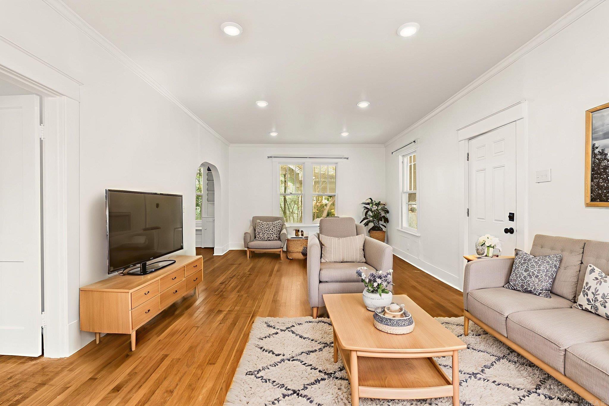 ELMHURST - Residential