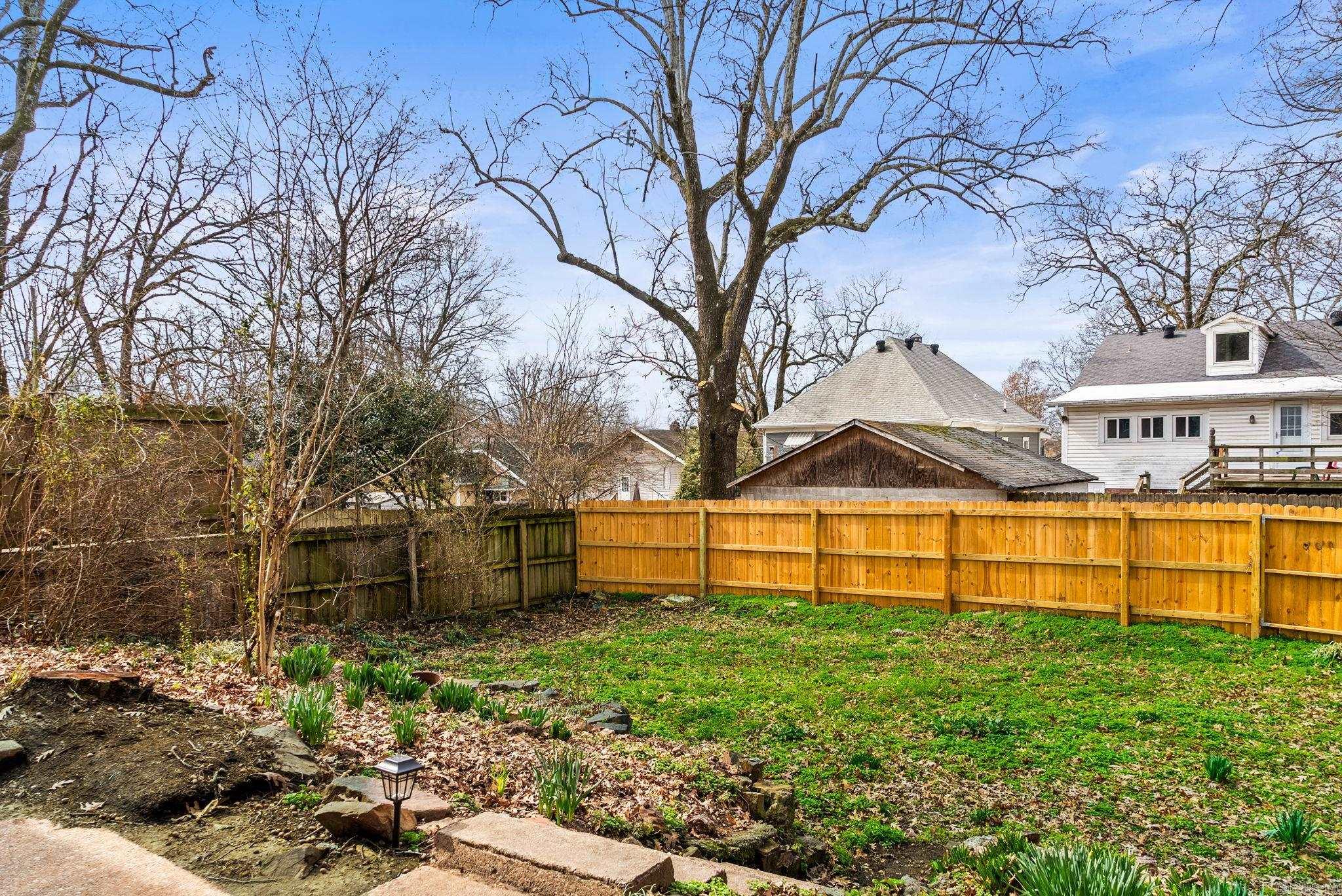 ELMHURST - Residential