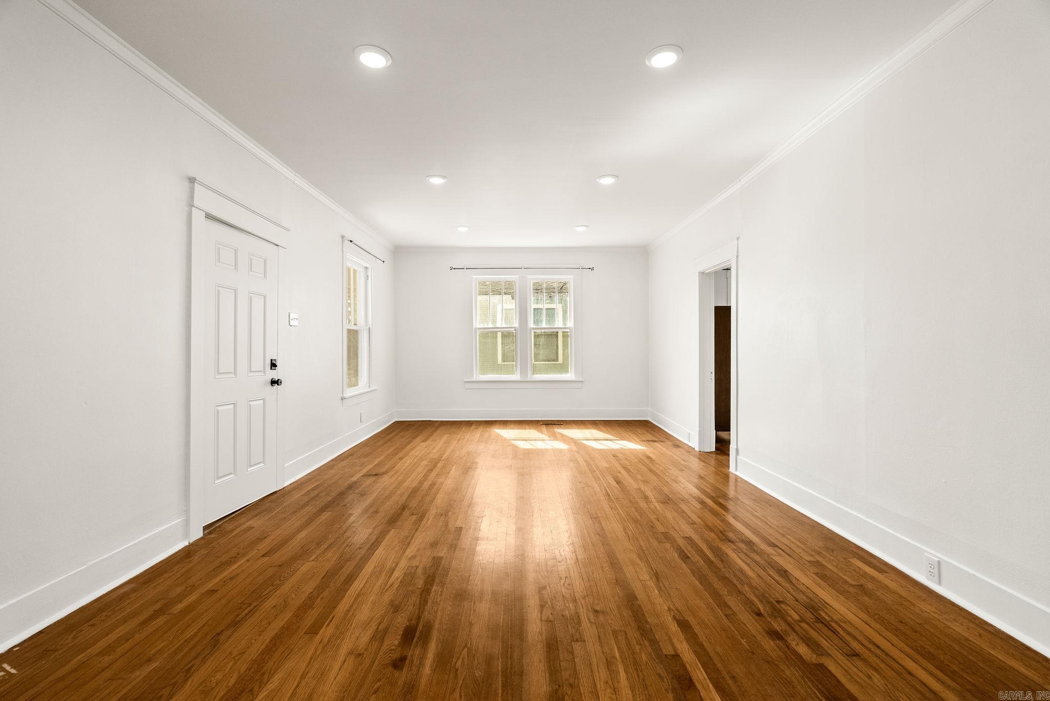 ELMHURST - Residential