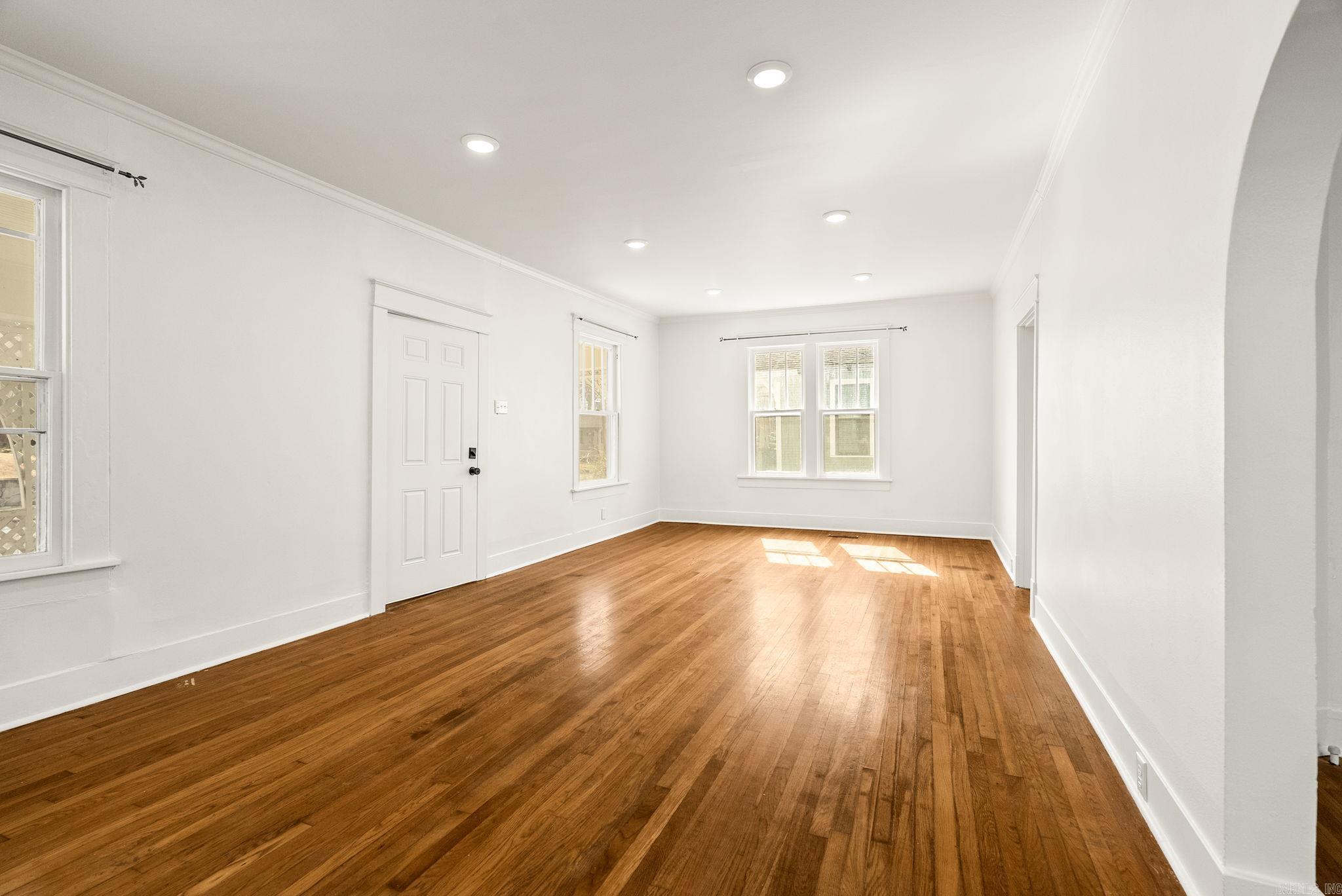 ELMHURST - Residential