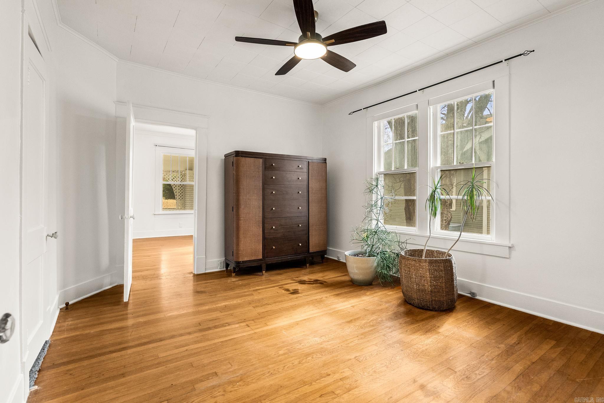 ELMHURST - Residential