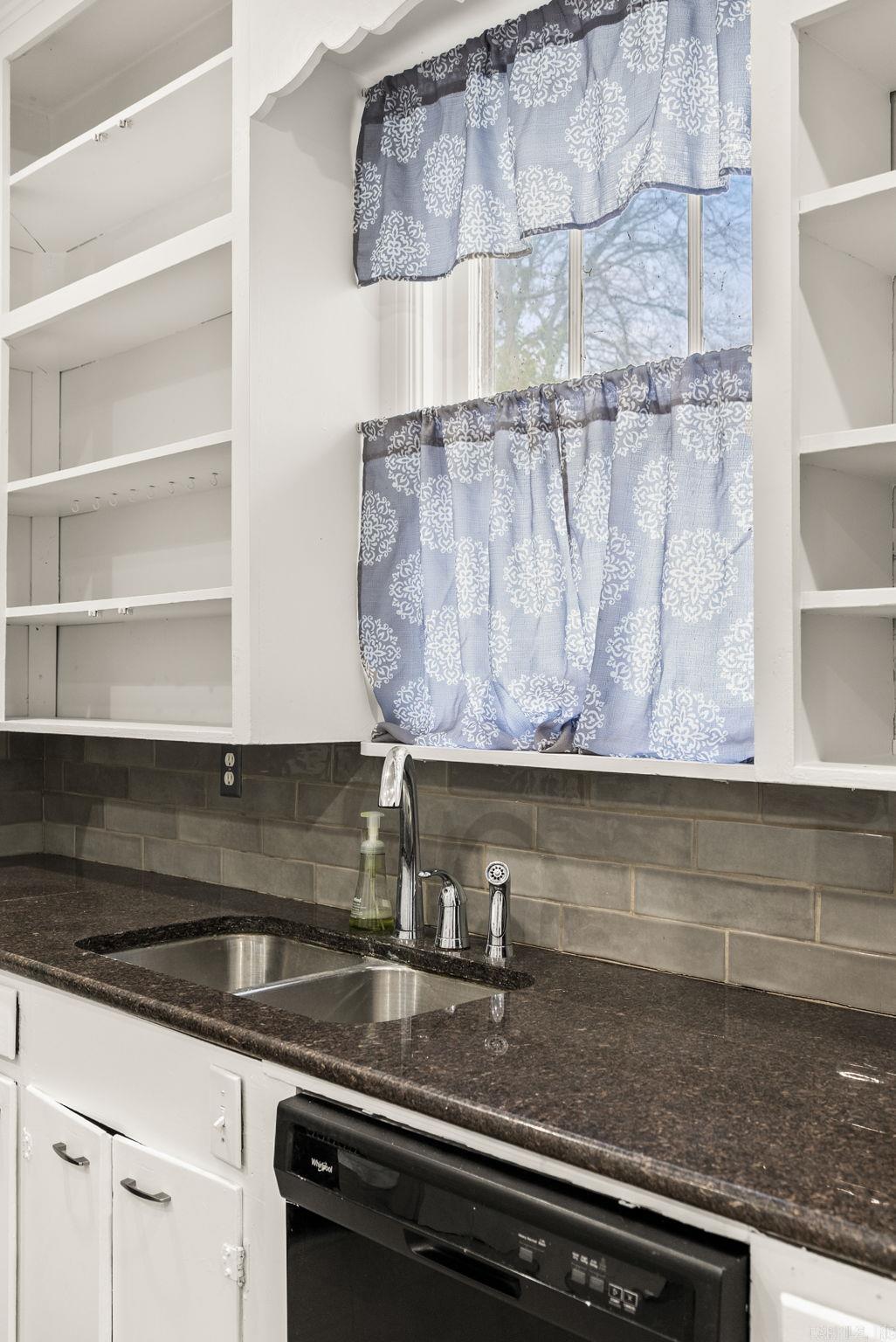 ELMHURST - Residential