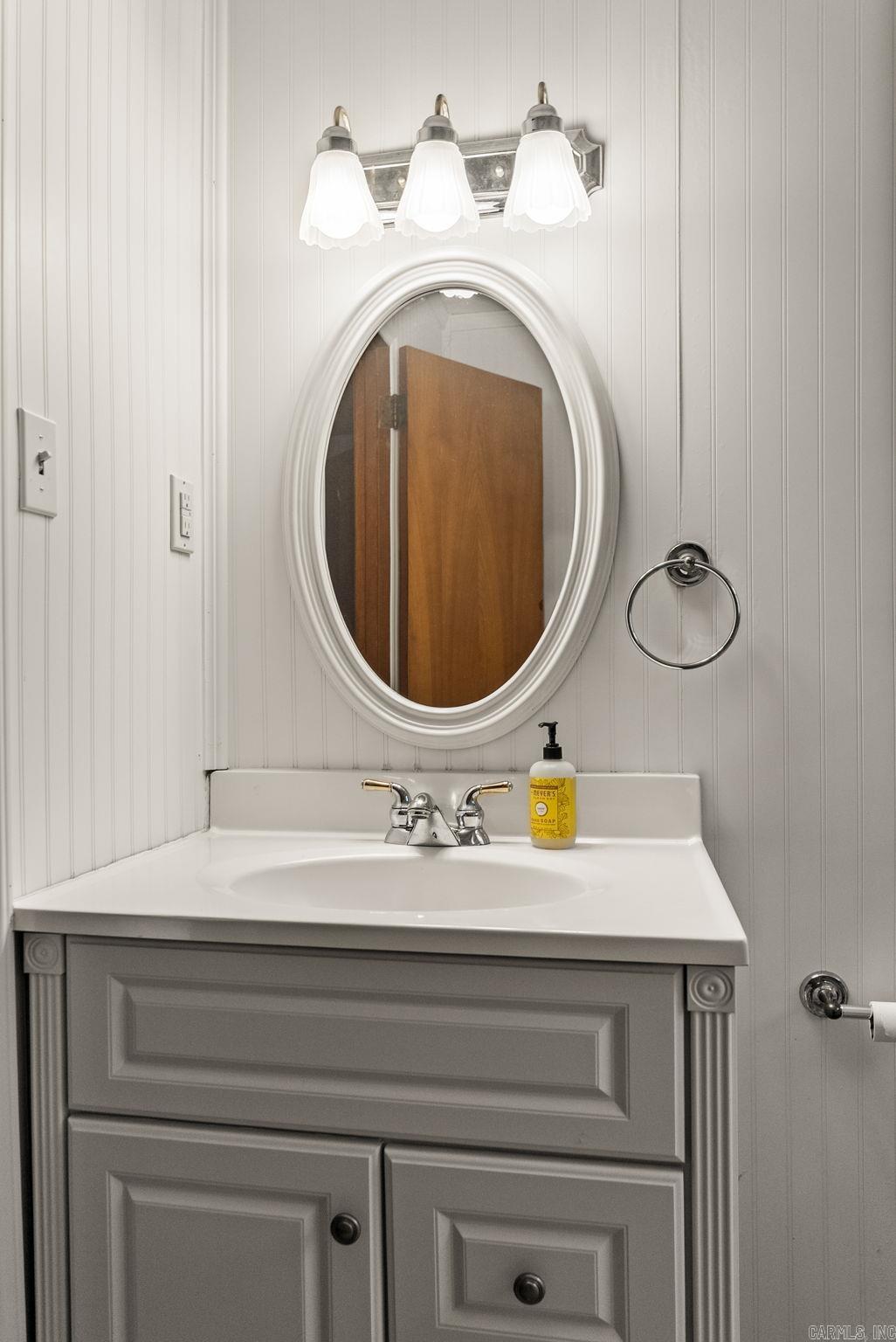 ELMHURST - Residential