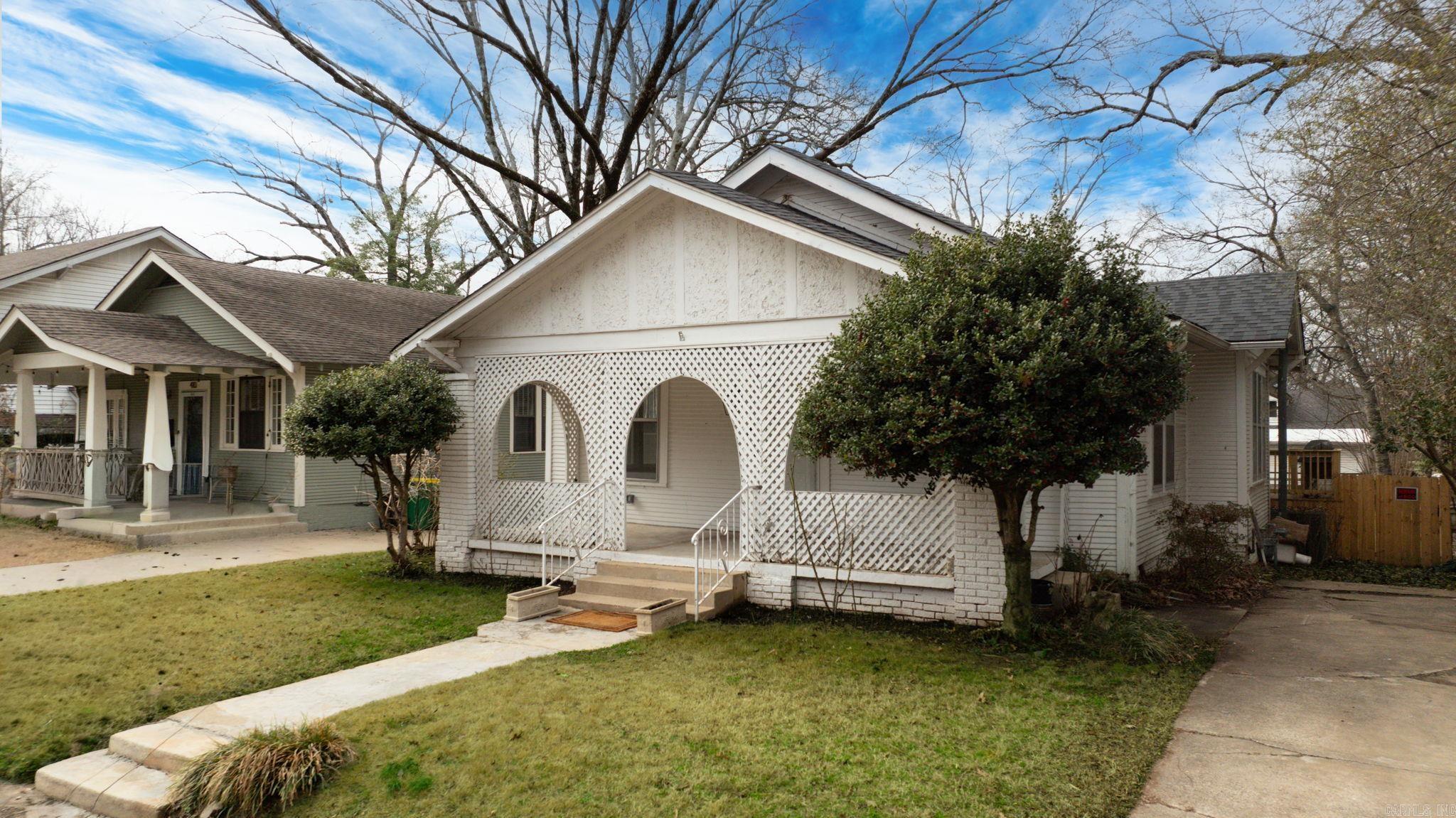 ELMHURST - Residential